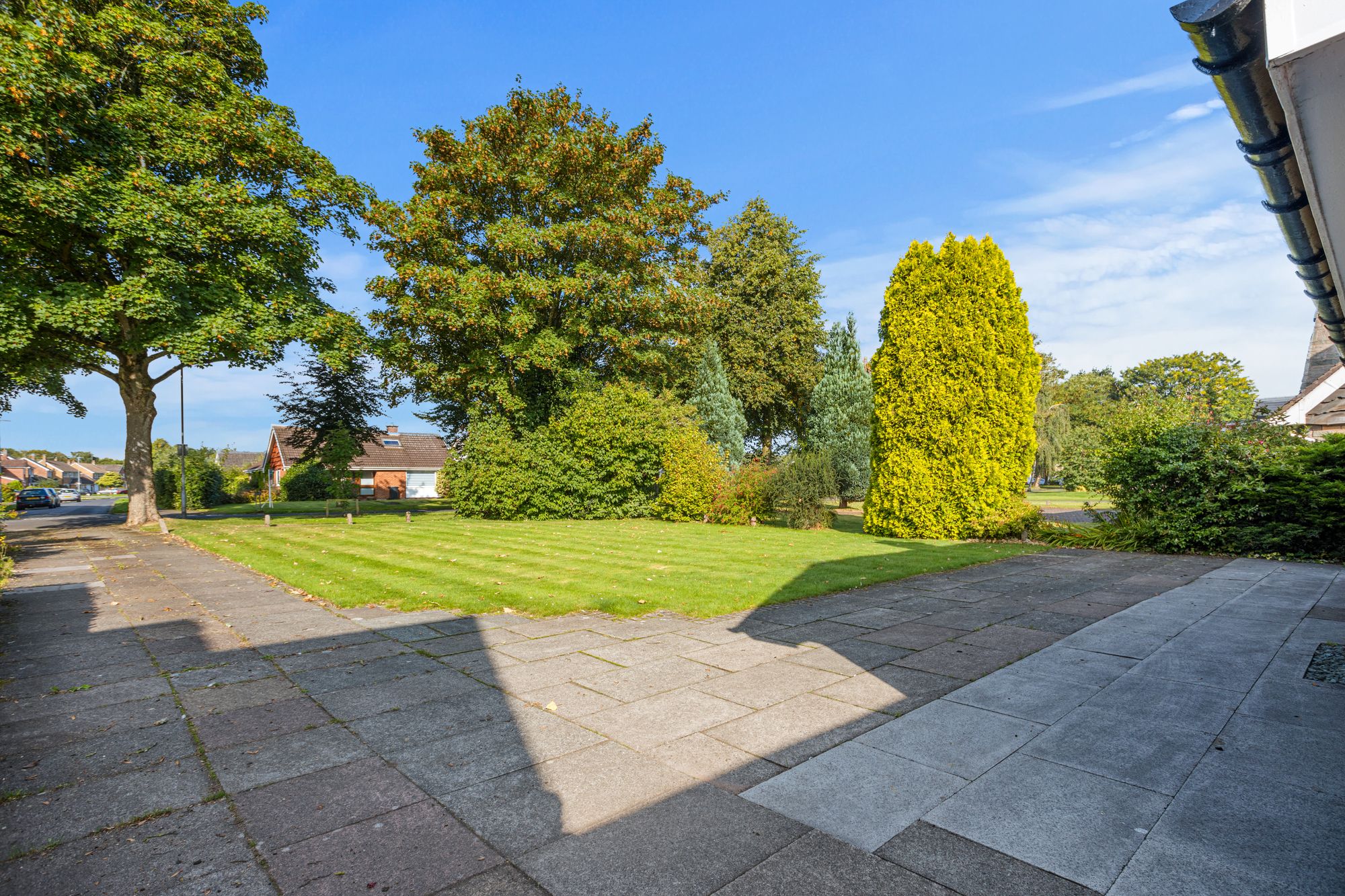 Culcheth Hall Drive, Culcheth, WA3