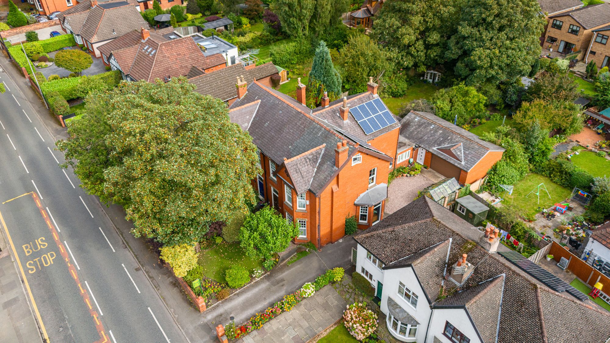 St. Helens Road, Leigh