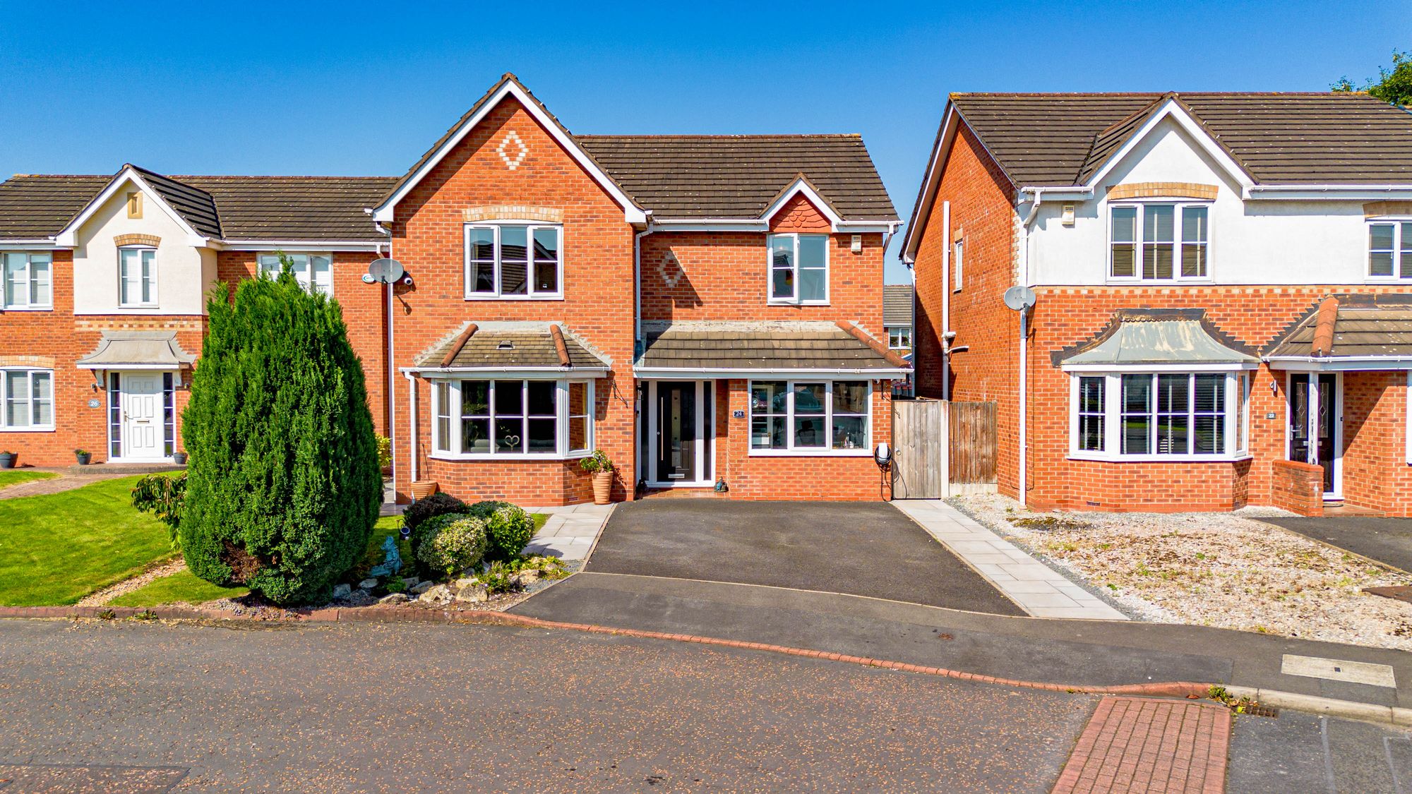 Brambling Way, Lowton, WA3