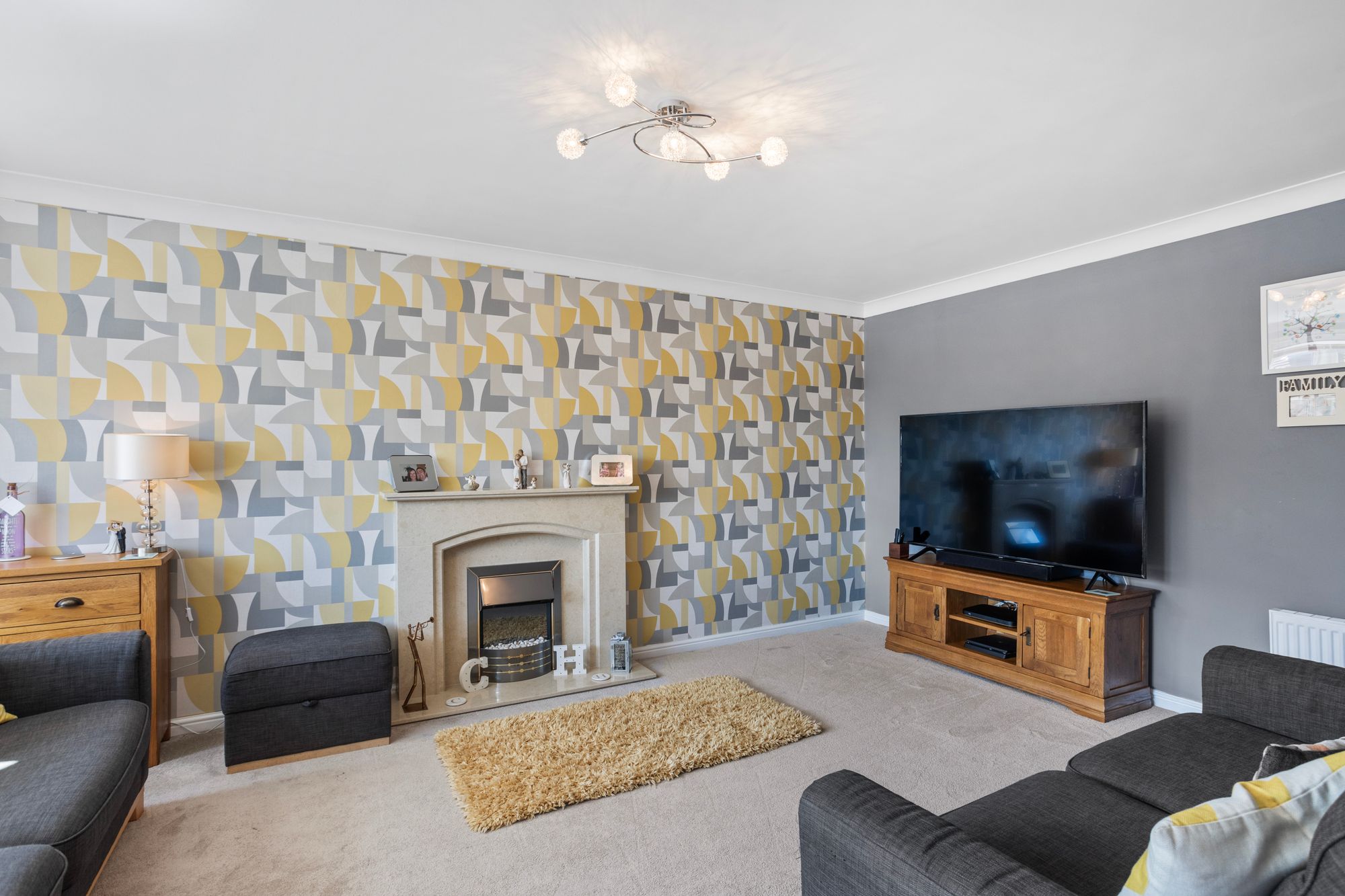 Brambling Way, Lowton, WA3