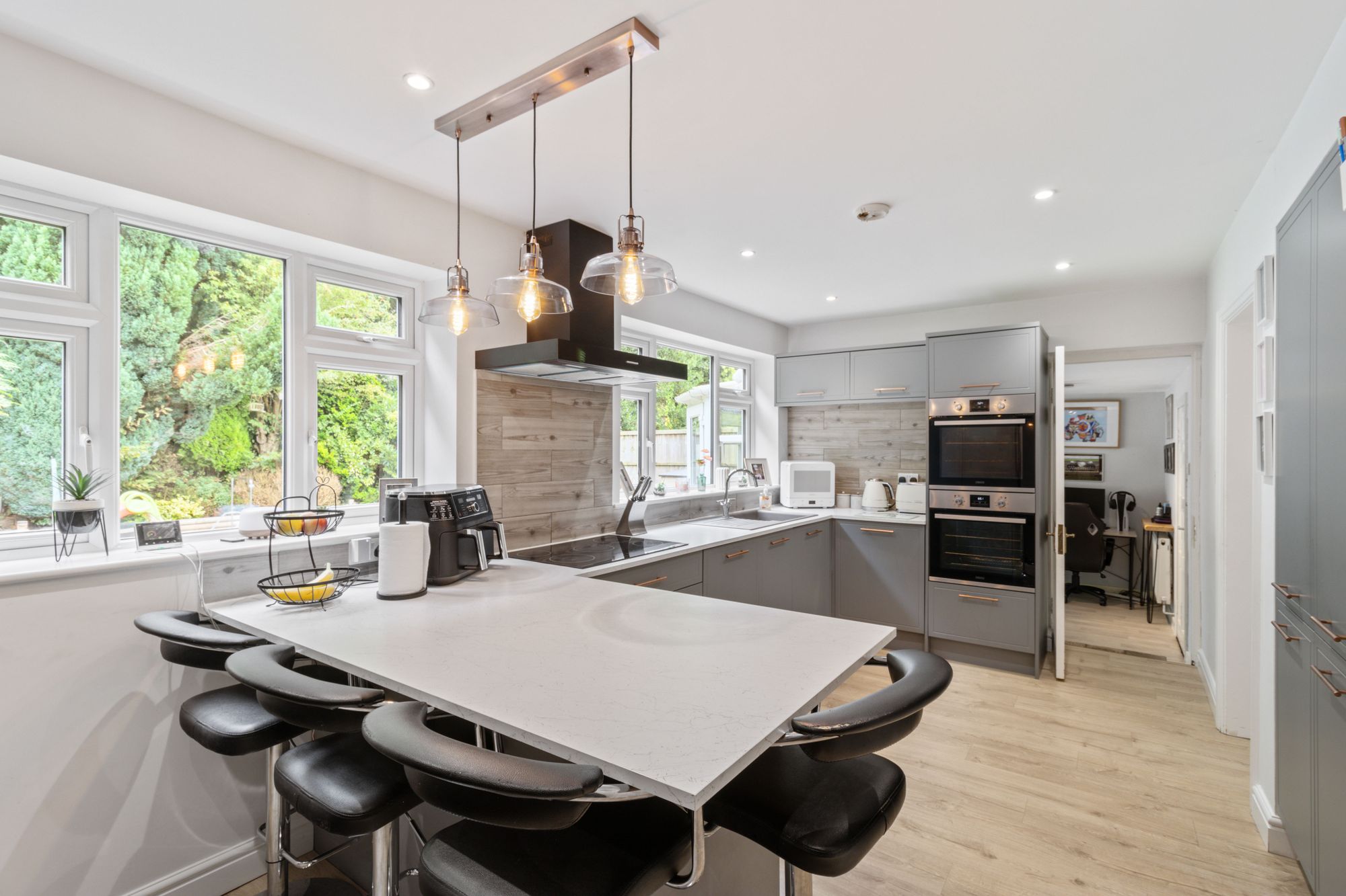 Knightsbridge Avenue, Warrington