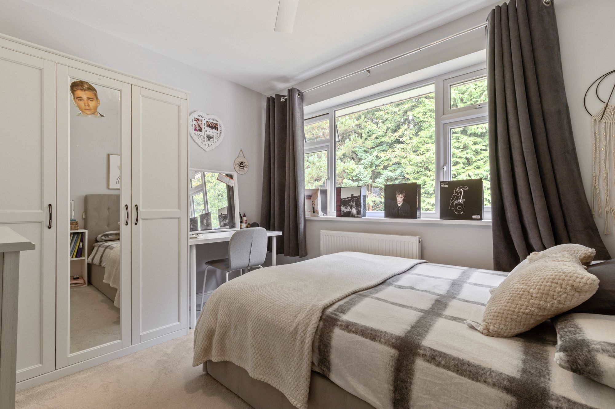 Knightsbridge Avenue, Warrington