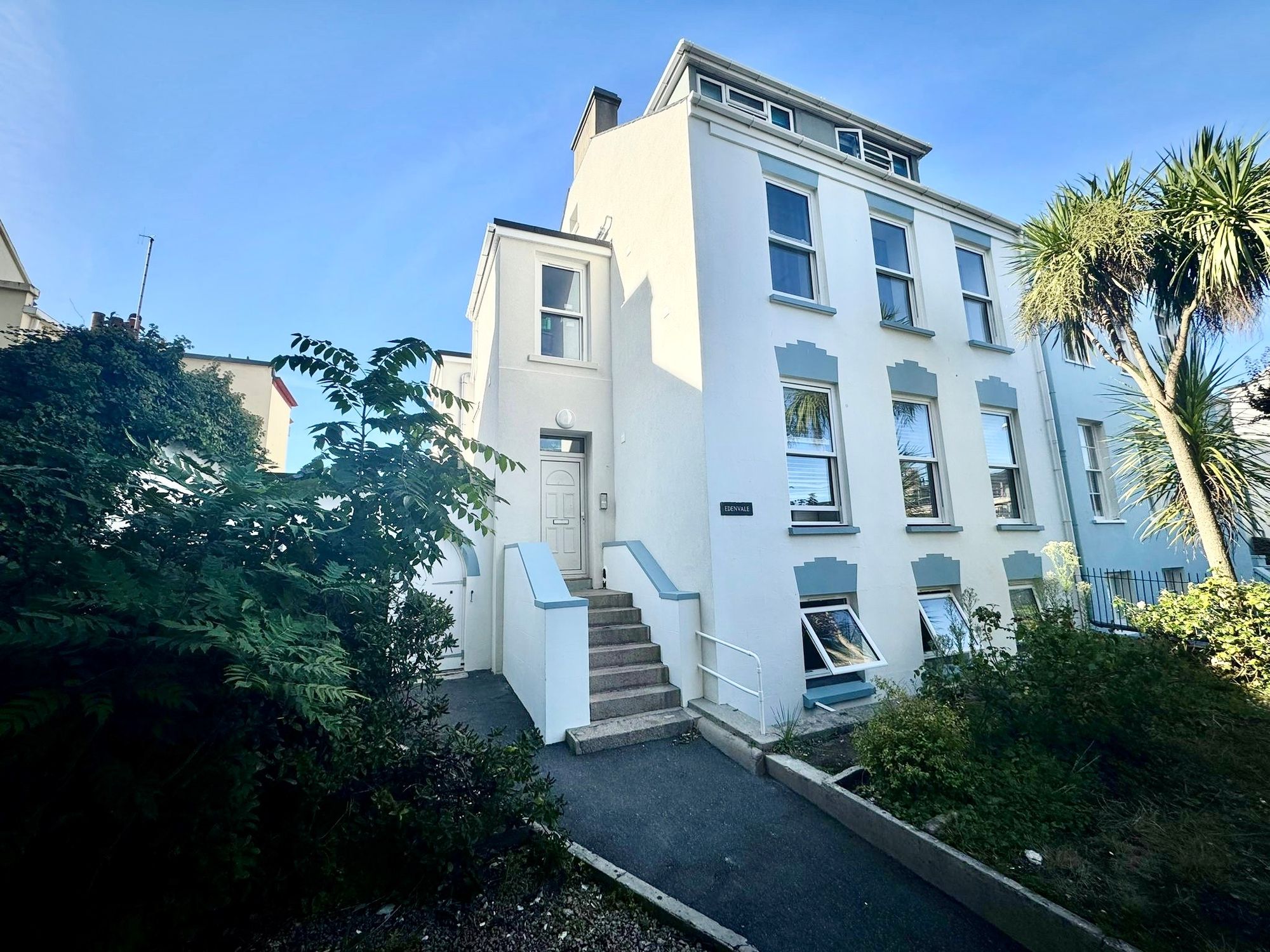 2 bed Property For Rent in St. Helier, Jersey