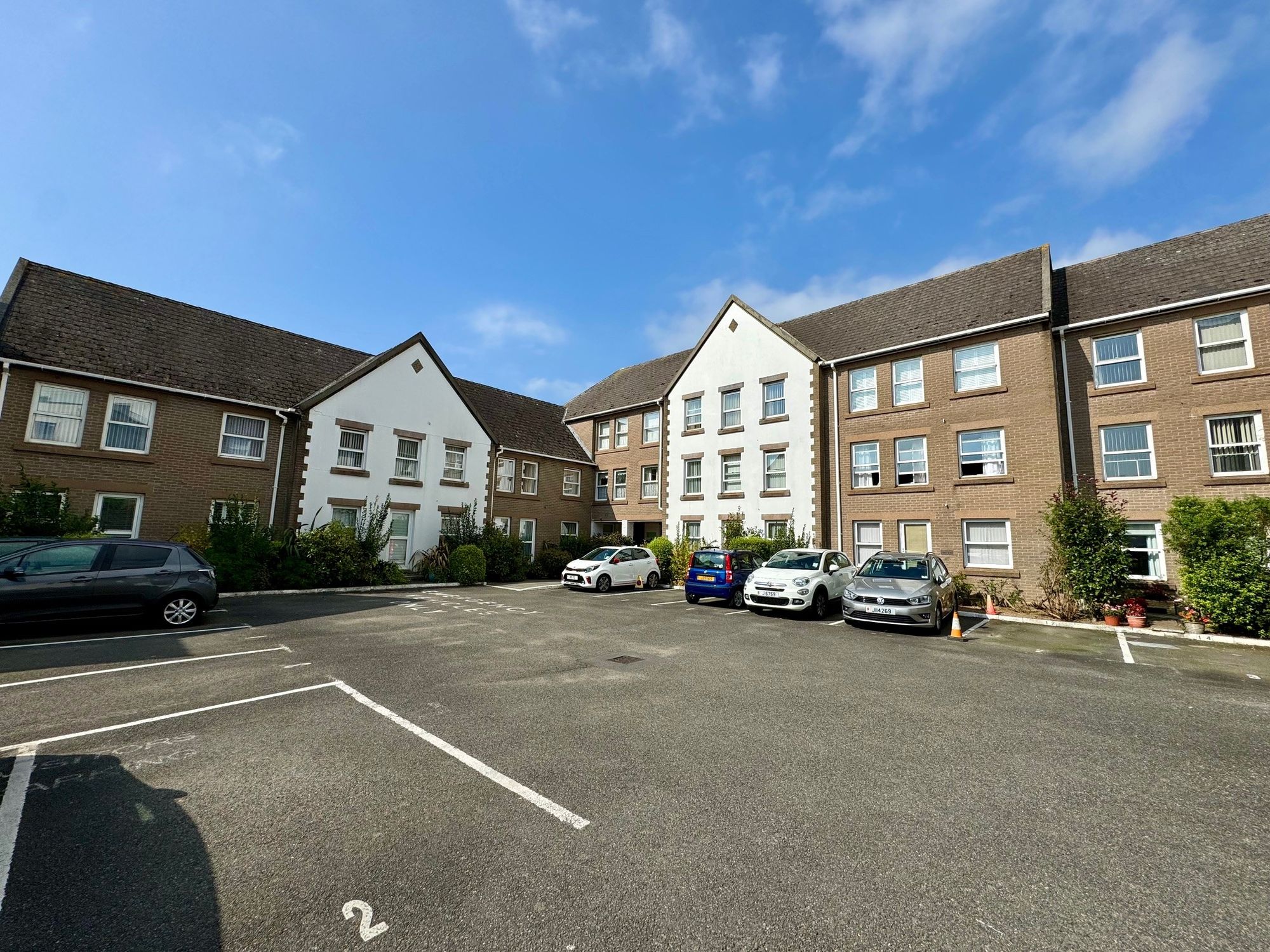 2 bed Apartment For Rent in St. Saviour, Jersey