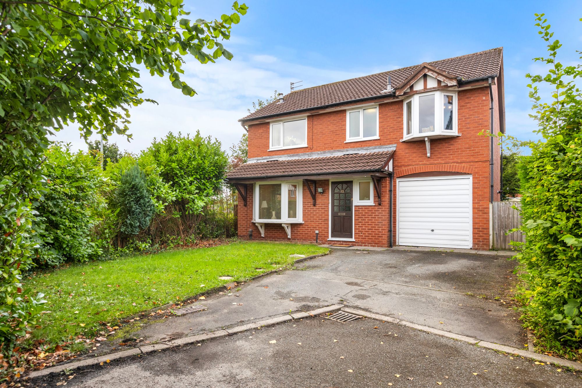 Woolmer Close, Birchwood, WA3