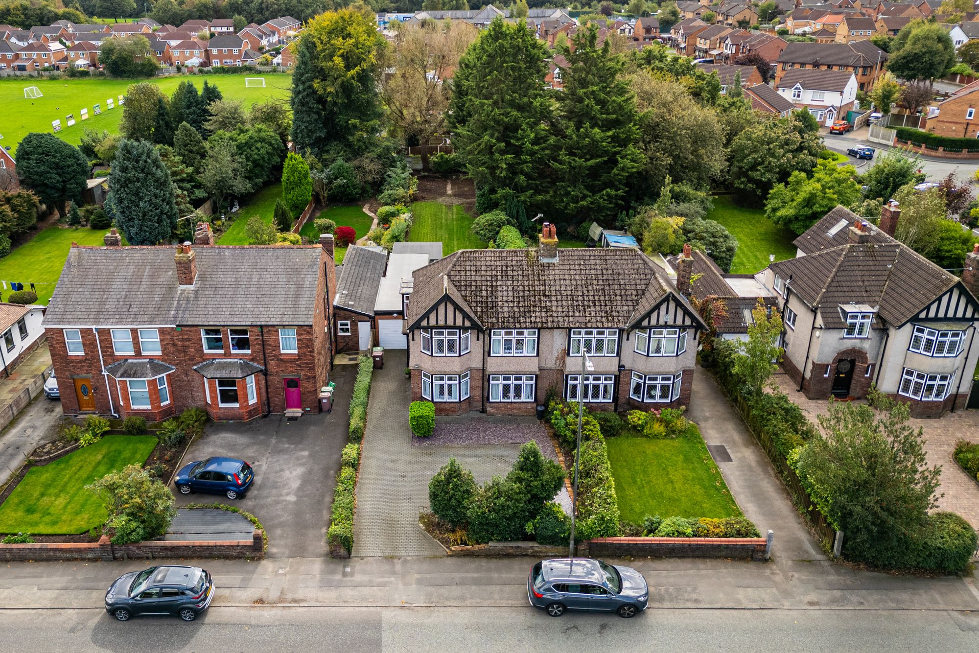 Crow Lane East, Newton-Le-Willows