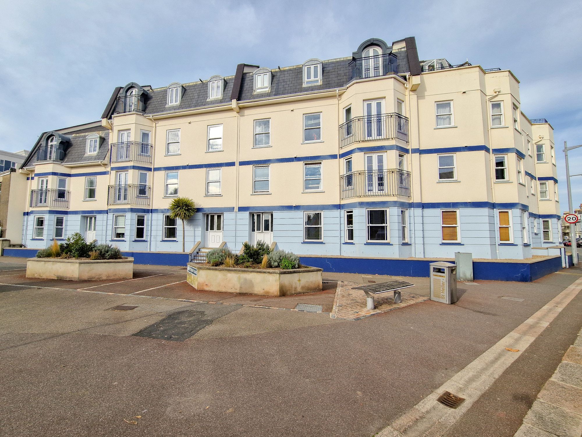 1 bed Apartment For Sale in St. Helier, Jersey