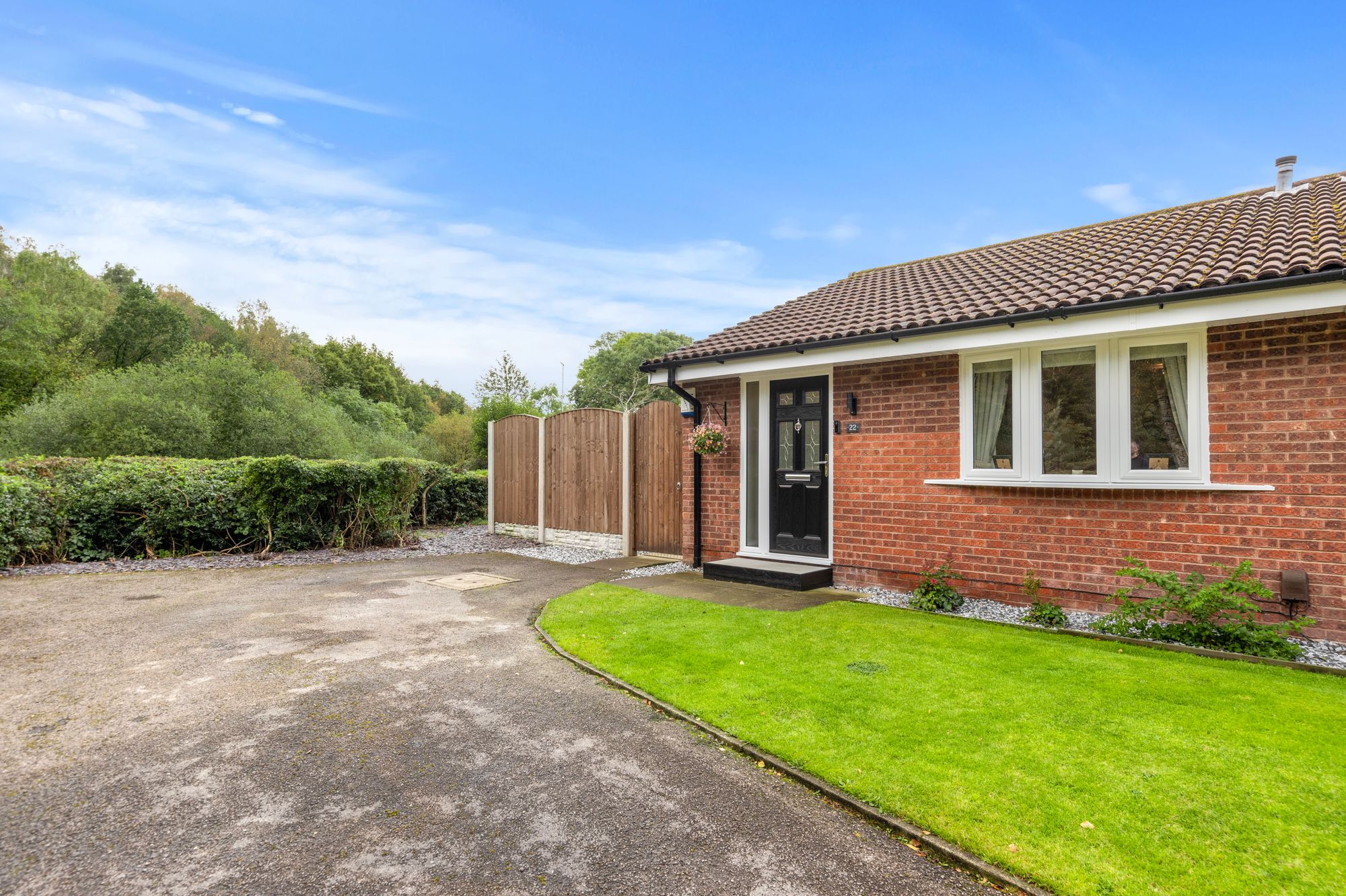 Mansfield Close, Birchwood, WA3