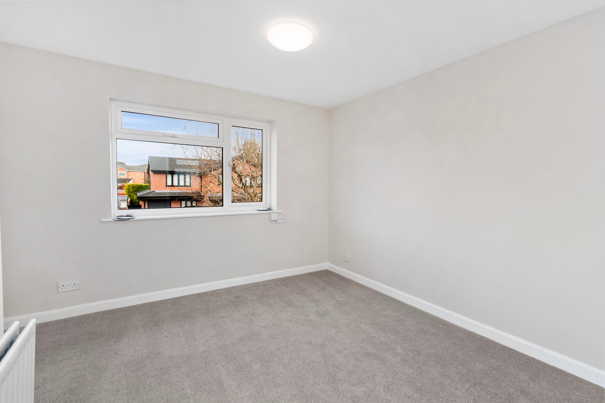 Redwood Close, Woolston, WA1