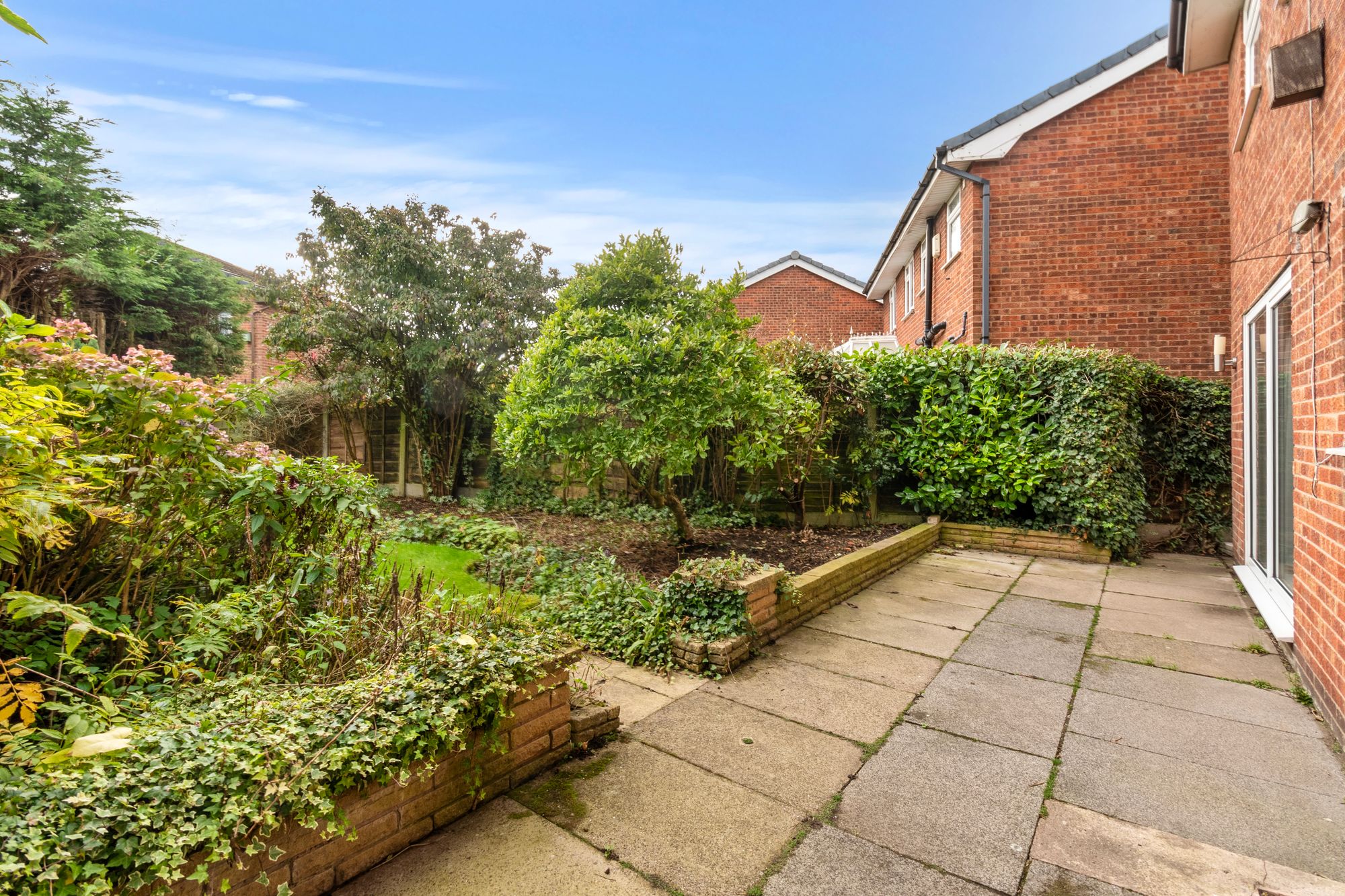 Redwood Close, Woolston, WA1