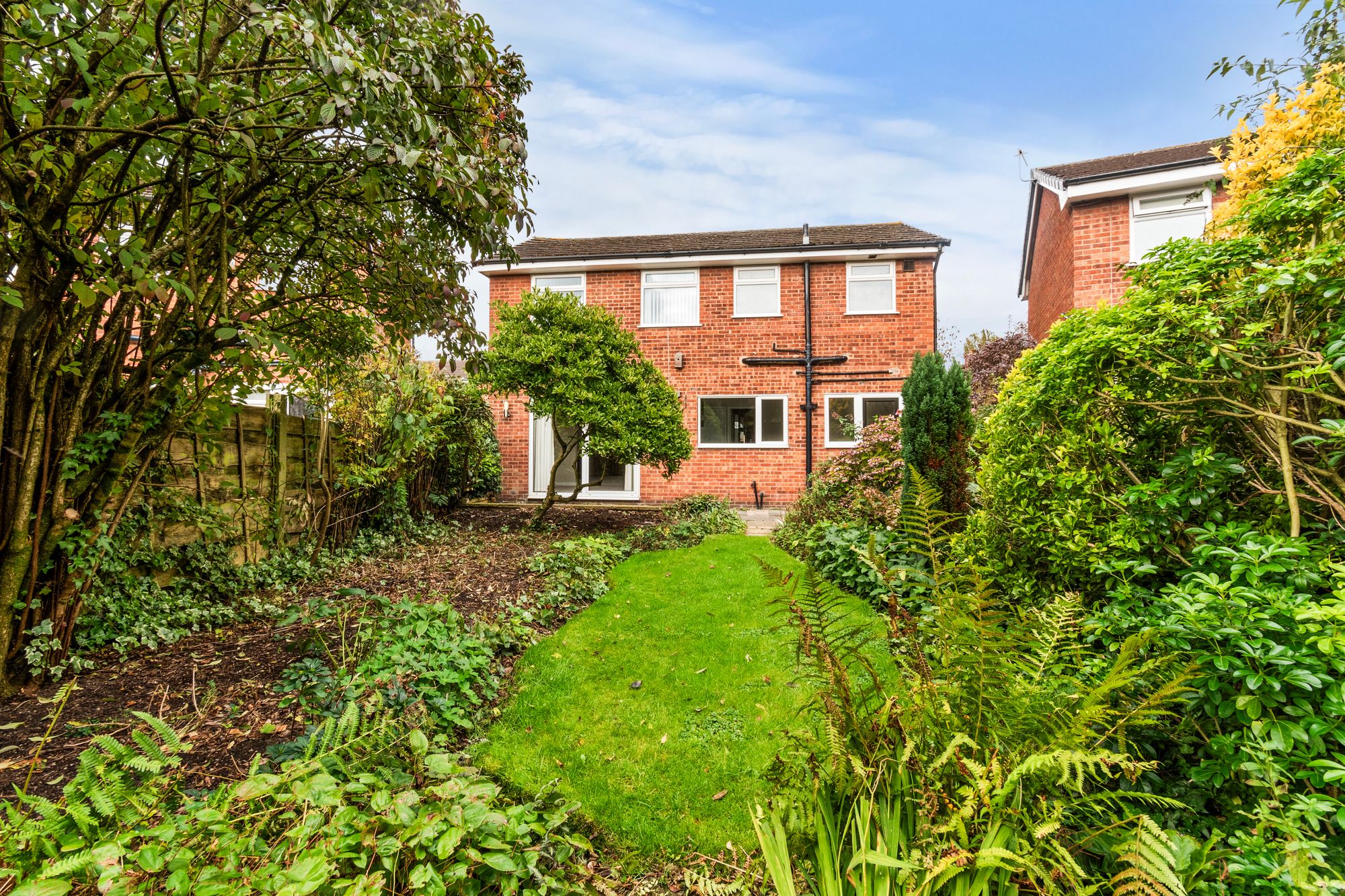 Redwood Close, Woolston, WA1