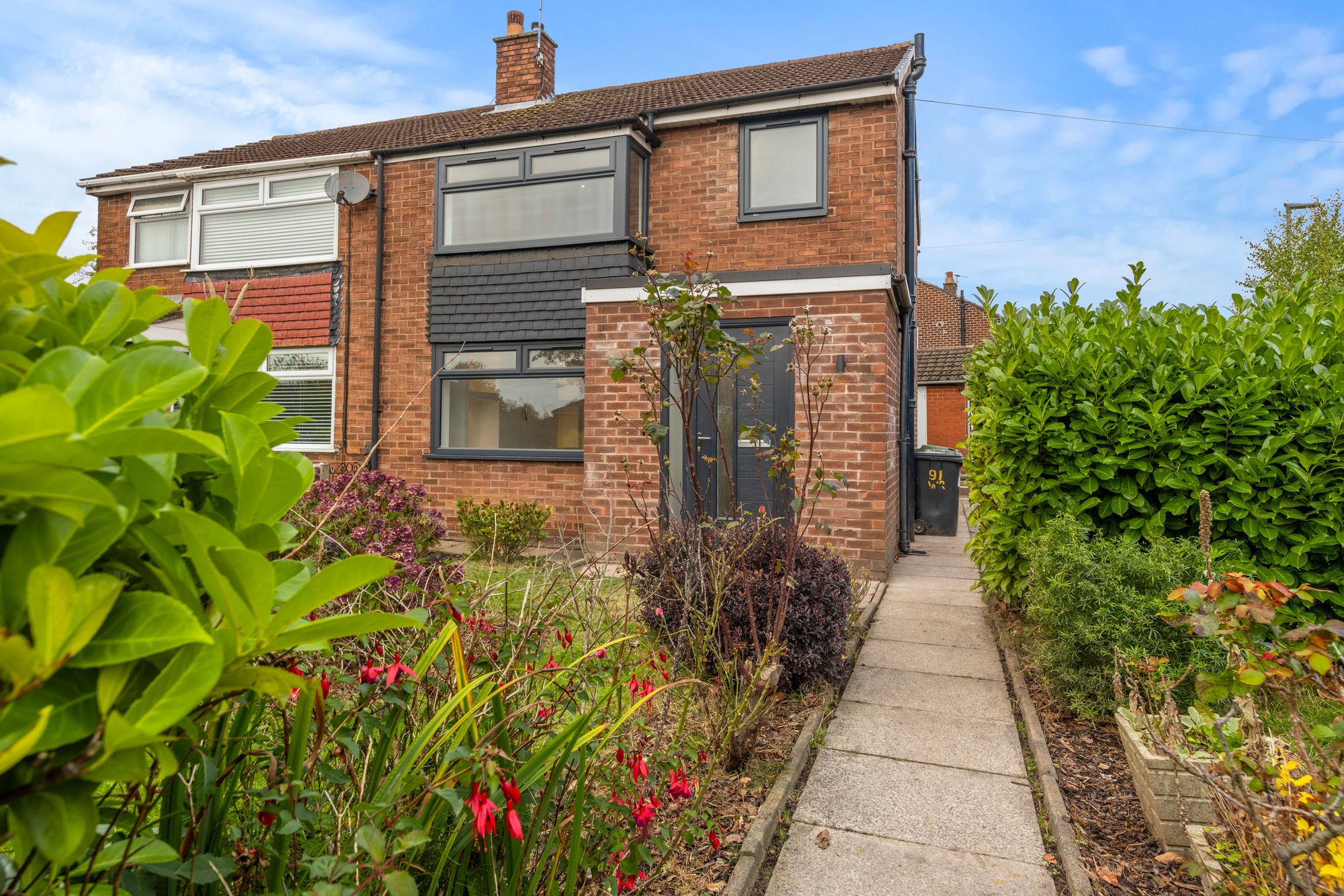 Warrington Road, Penketh, WA5