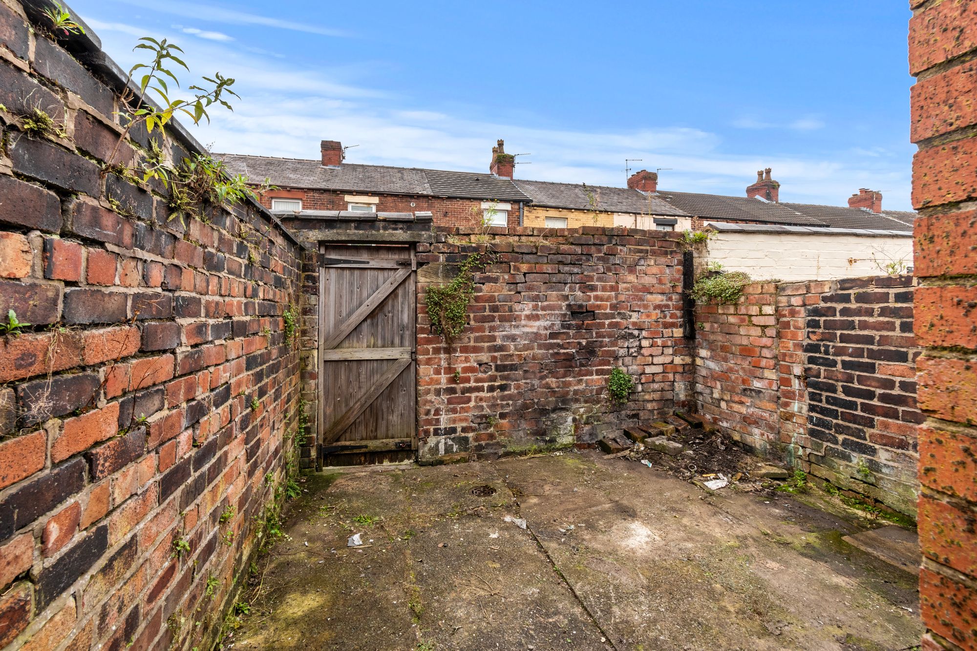 Charles Street, St. Helens