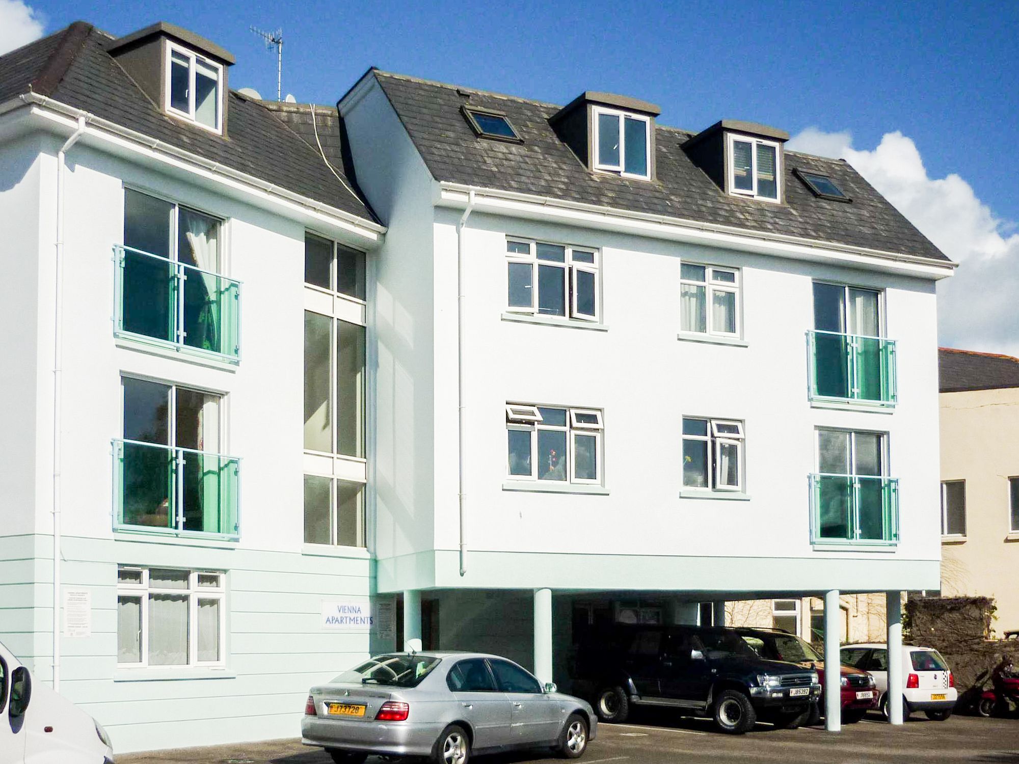 2 bed Property For Rent in St. Saviour, Jersey