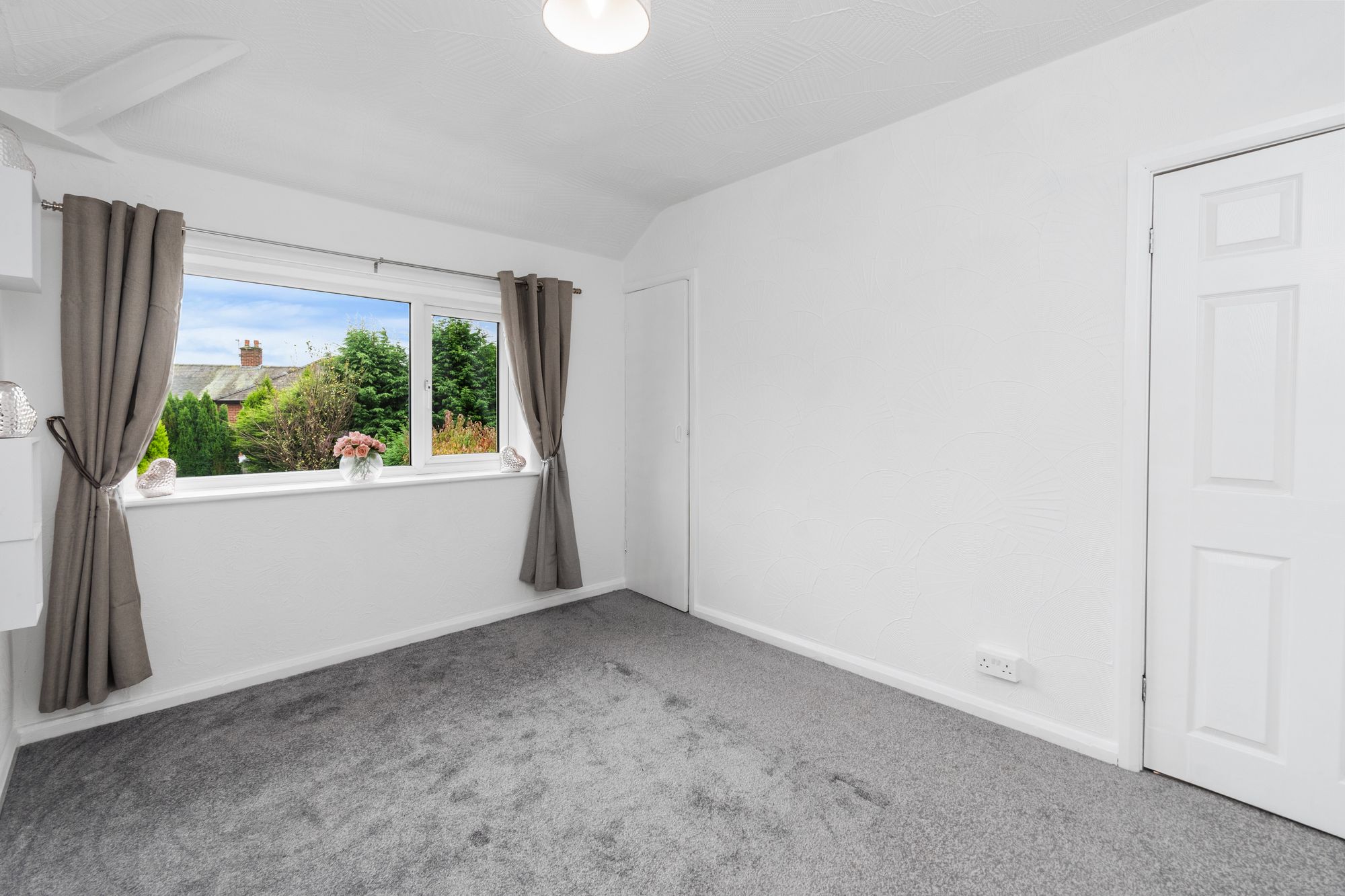 Ambleside Crescent, Warrington, WA2