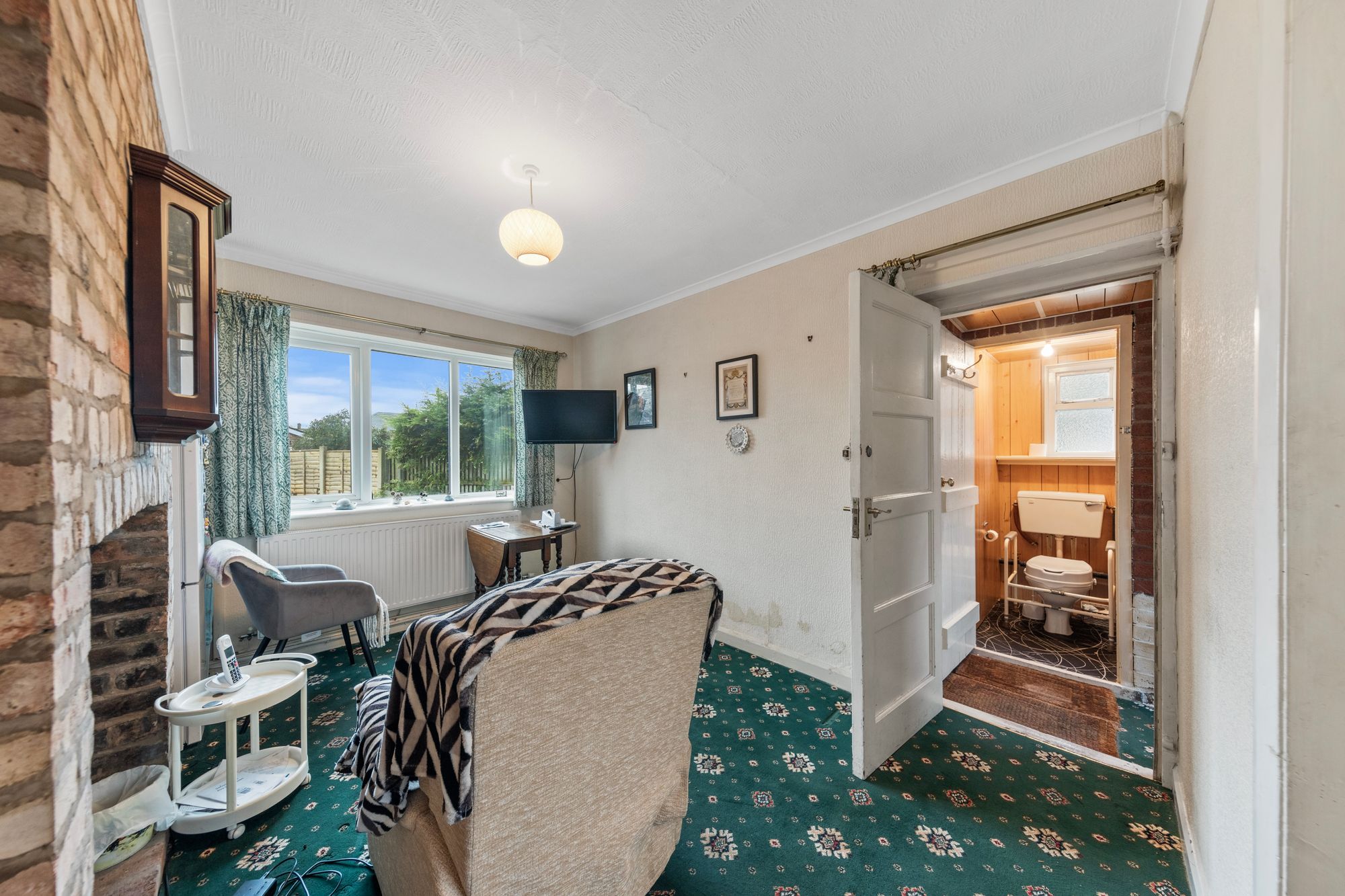 Neville Crescent, Penketh, WA5