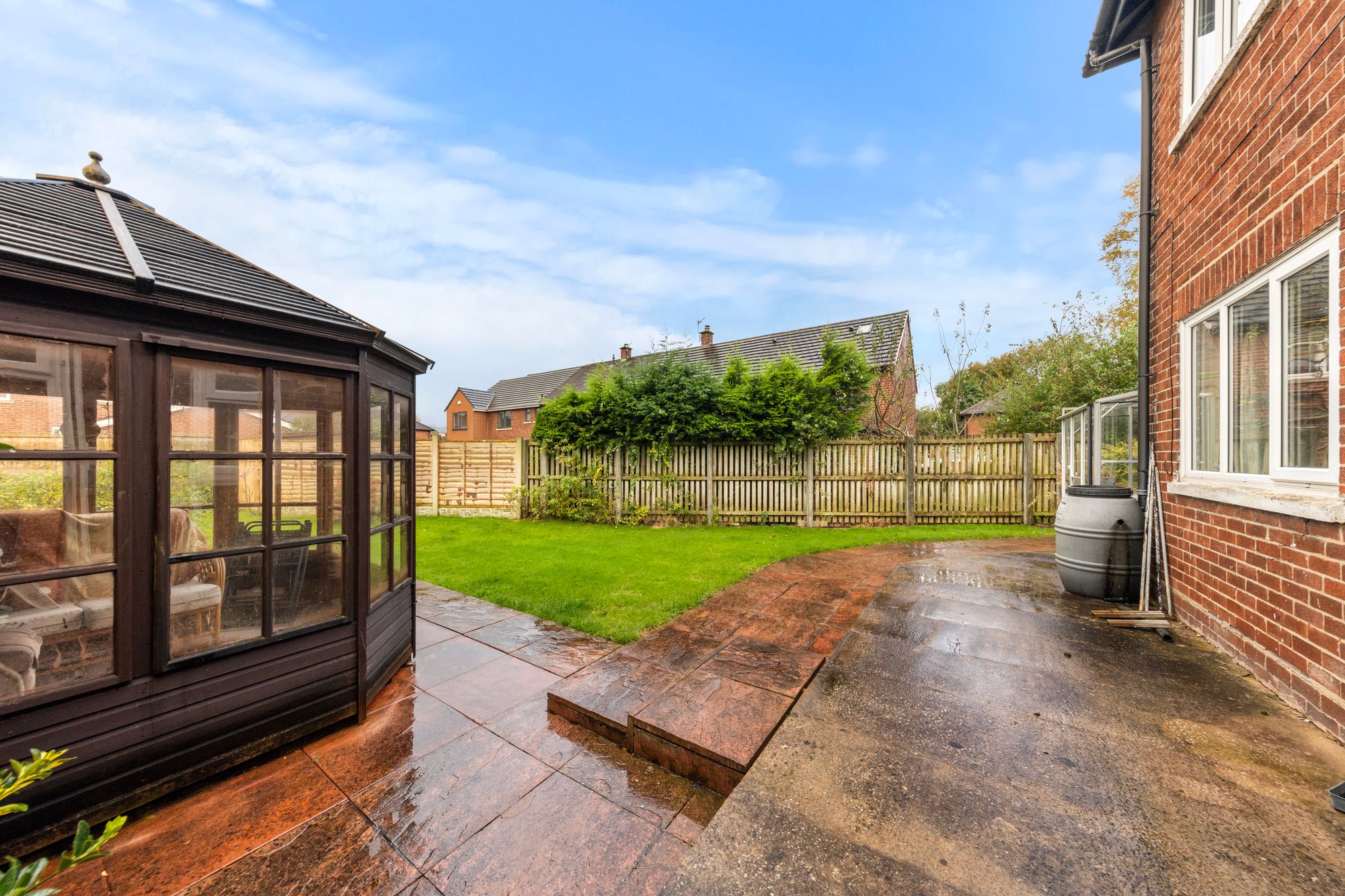 Neville Crescent, Penketh, WA5