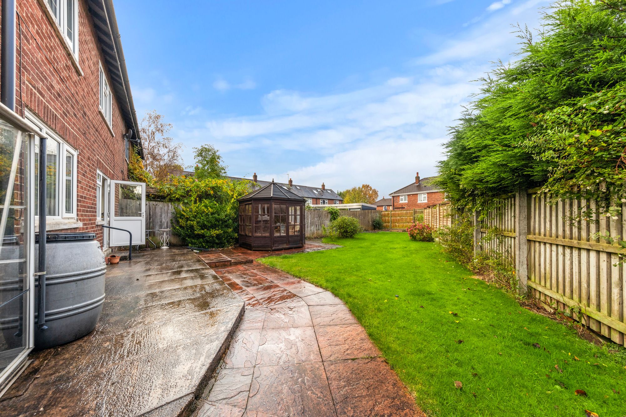 Neville Crescent, Penketh, WA5