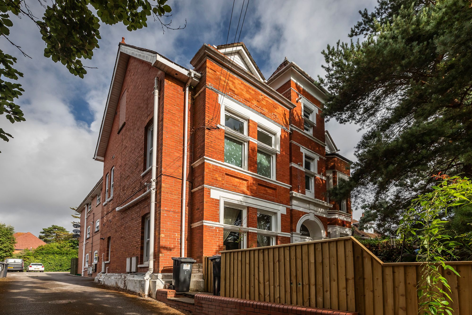 Meyrick Park Crescent, Bournemouth, BH3