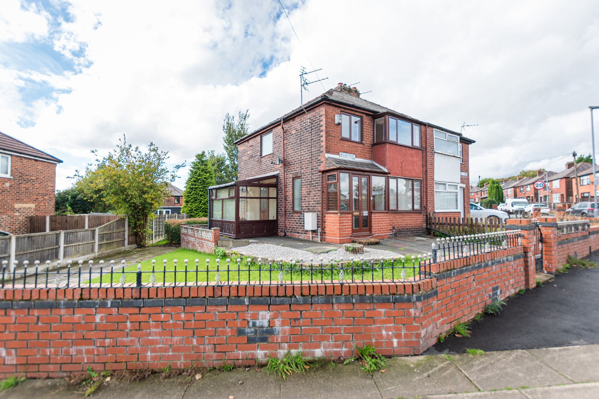 Wigan Road, Leigh, WN7