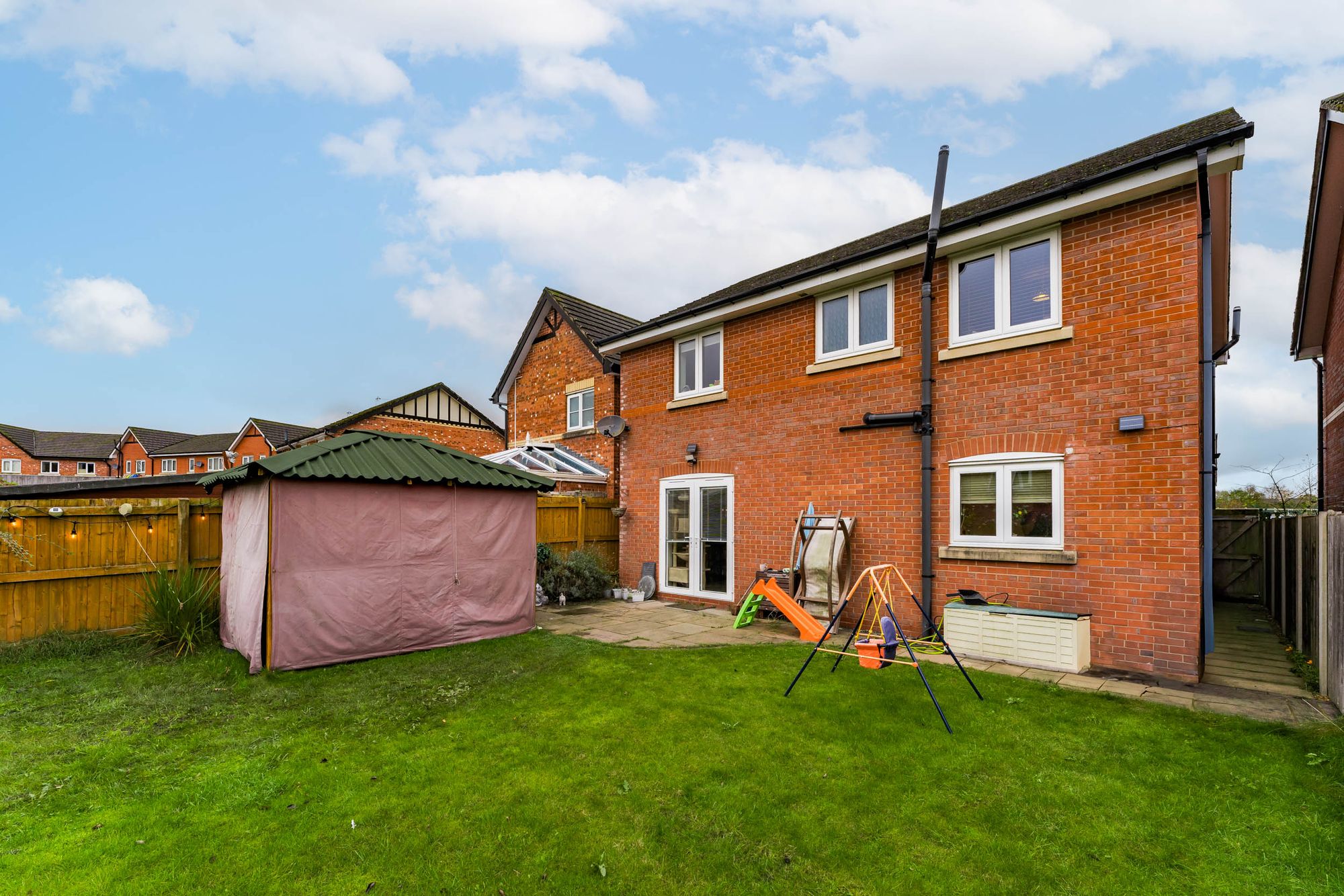 Bedale Close, Newton-Le-Willows, WA12