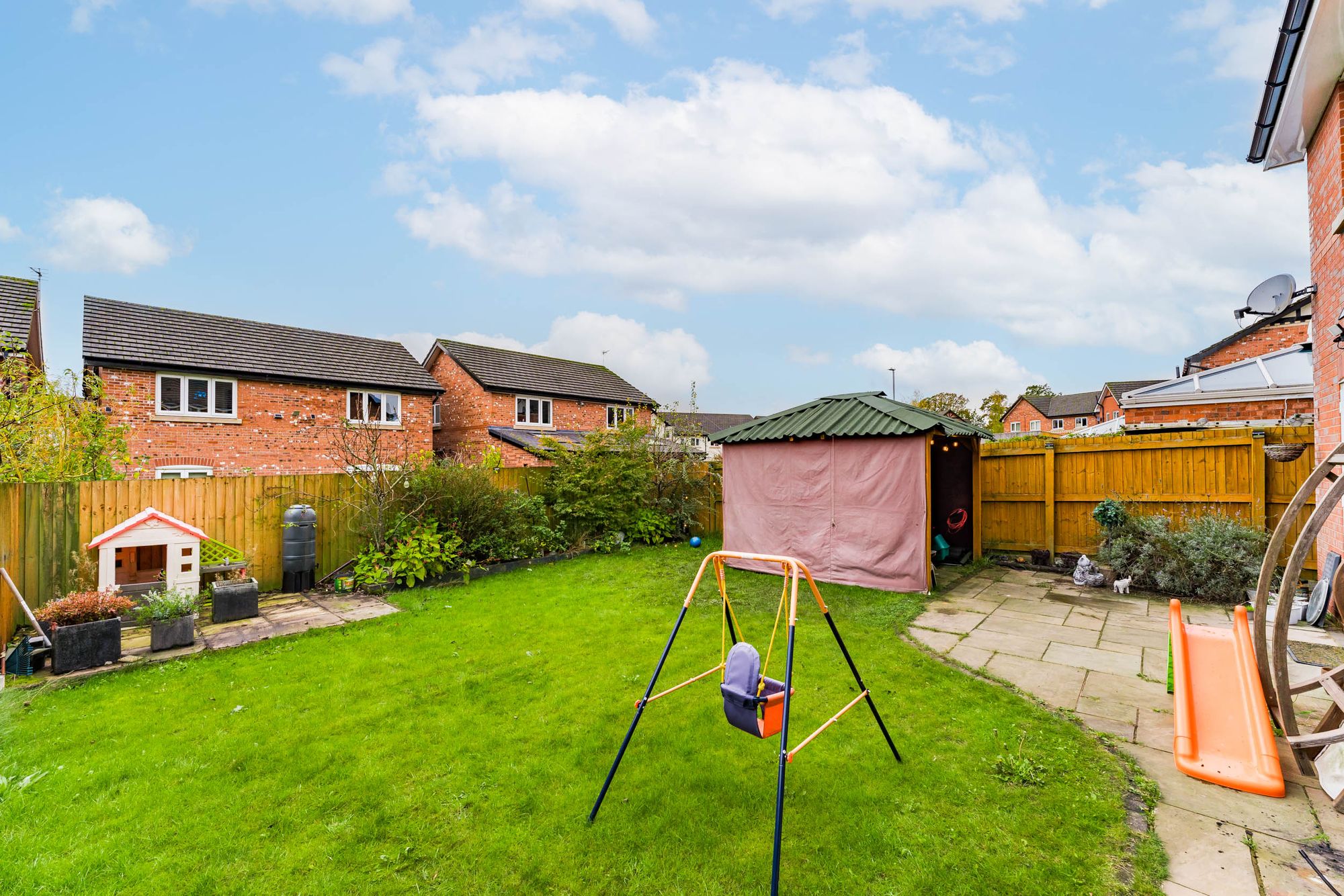 Bedale Close, Newton-Le-Willows, WA12