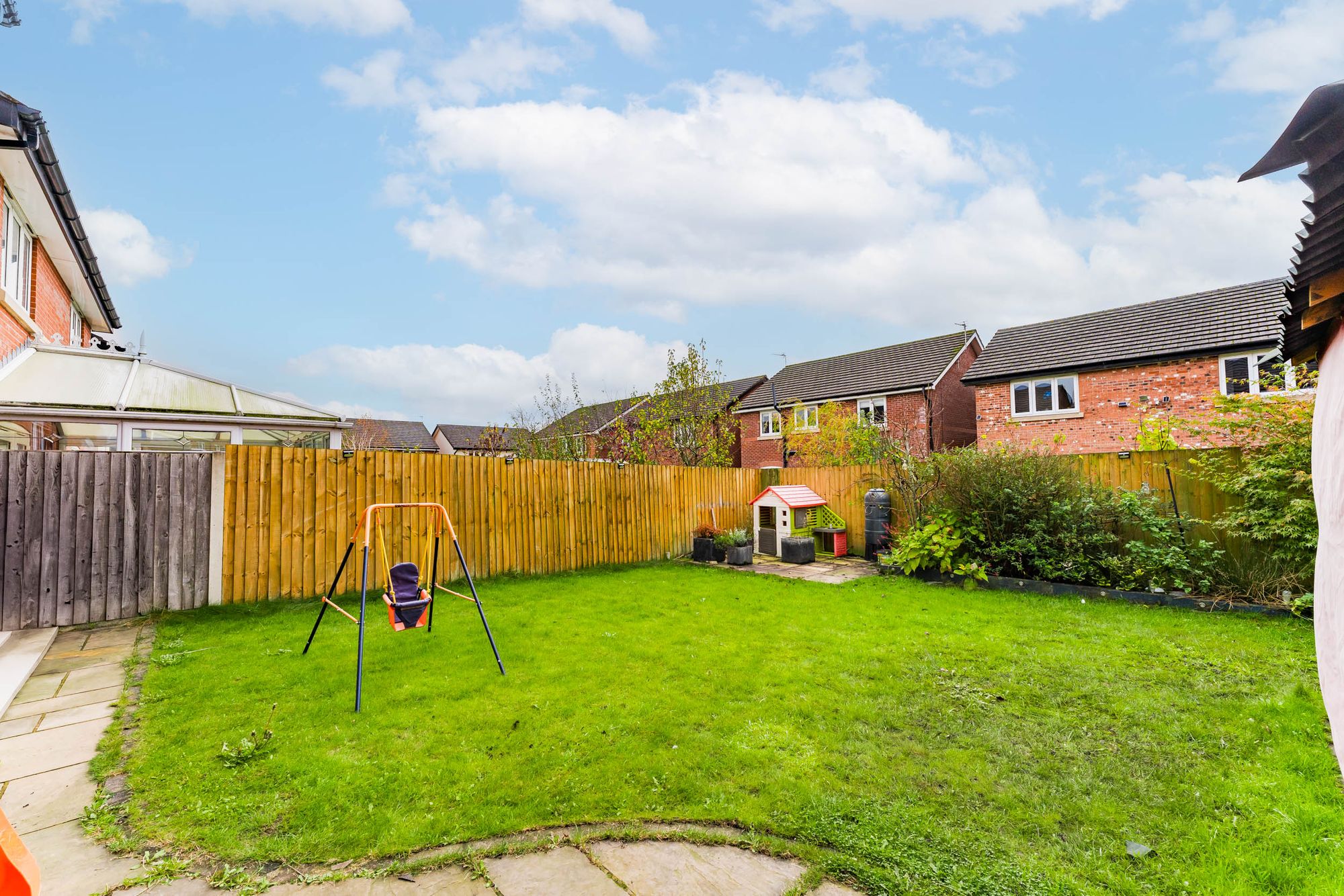 Bedale Close, Newton-Le-Willows, WA12