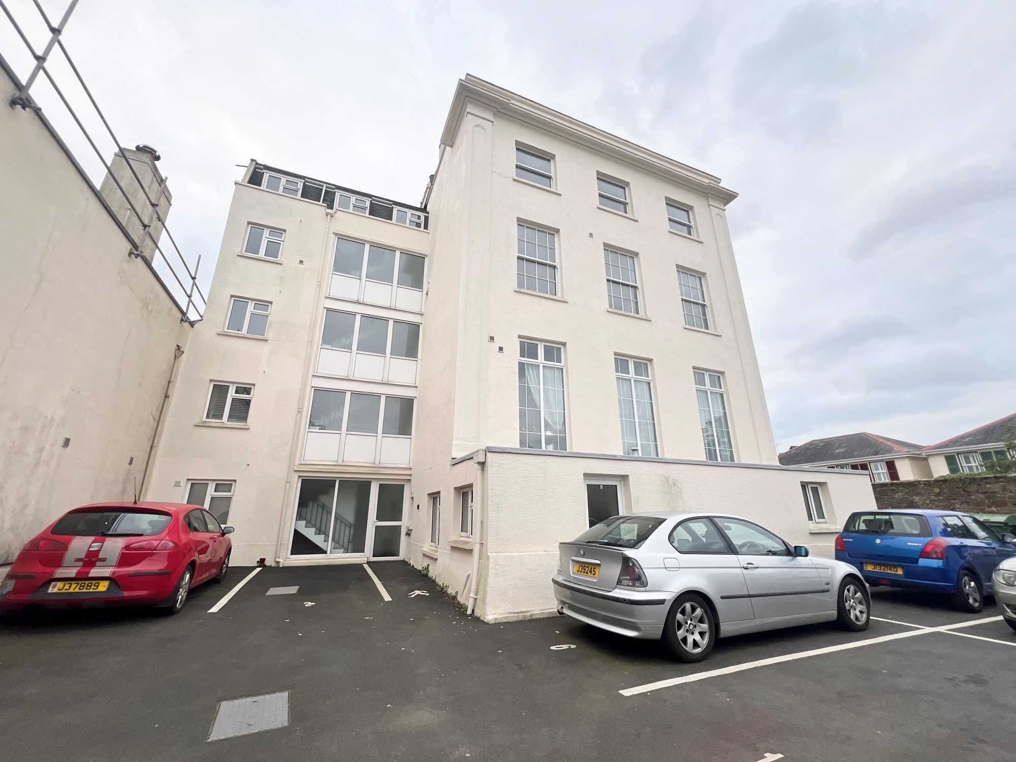 2 bed Property For Sale in St. Saviour, Jersey