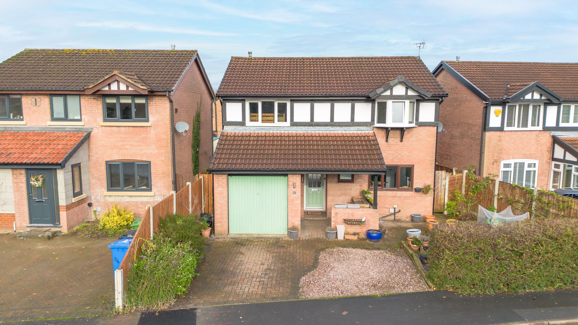 Weaver Road, Culcheth, WA3