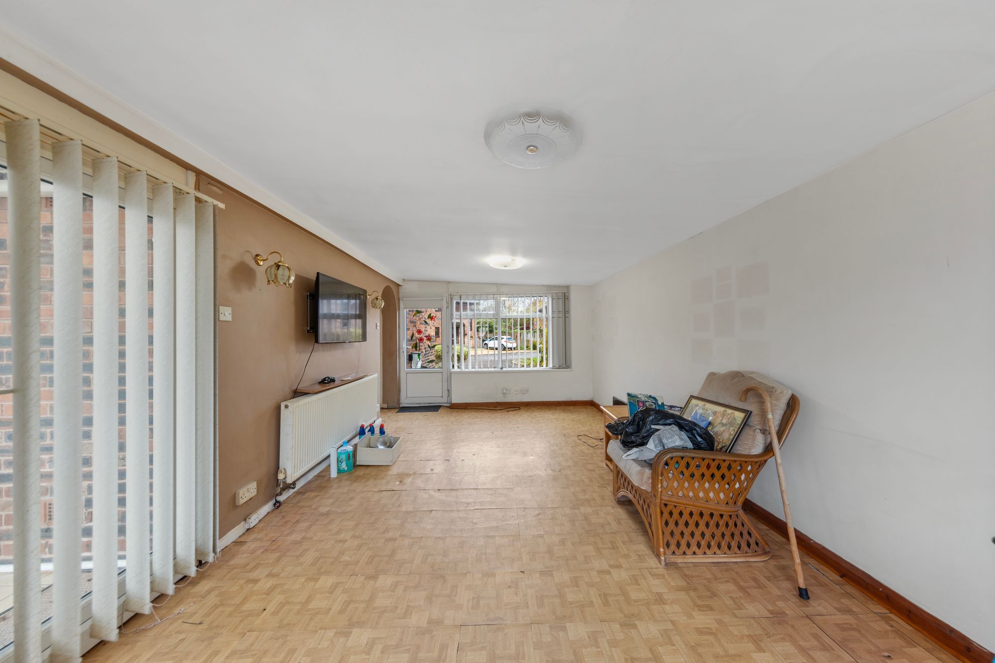 Granston Close, Callands, WA5