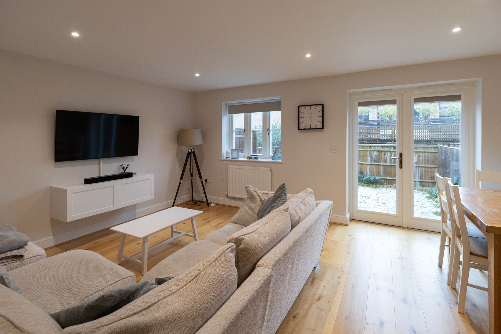 Sitting/Dining Room