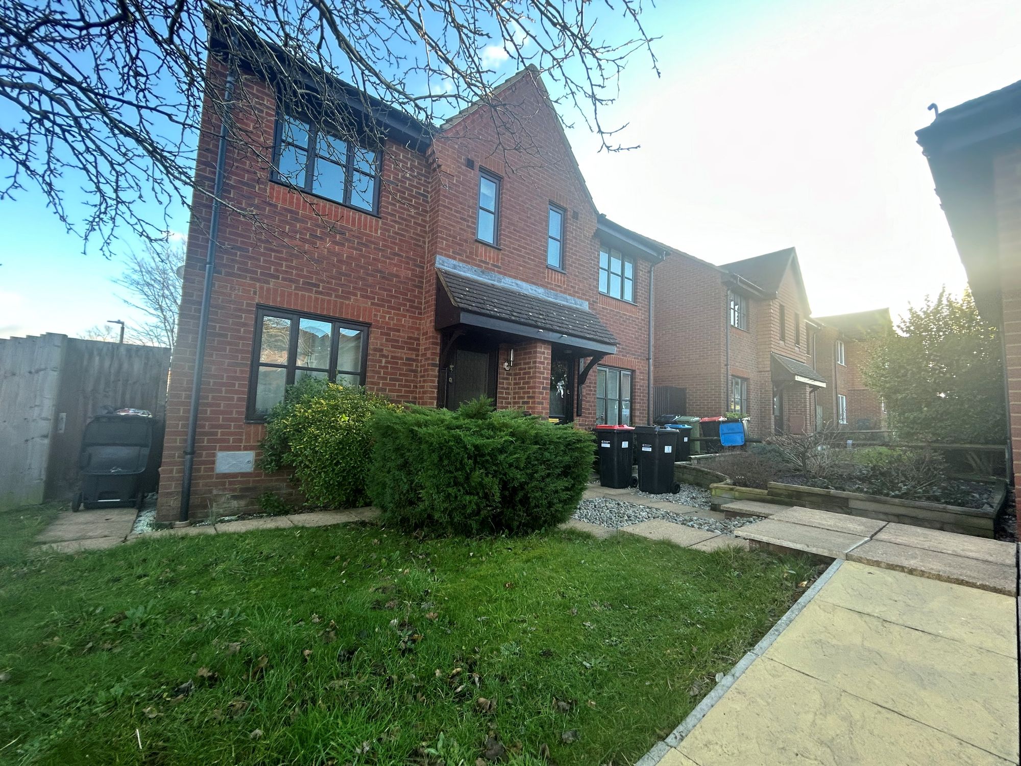 Rathbone Close, Crownhill, MK8