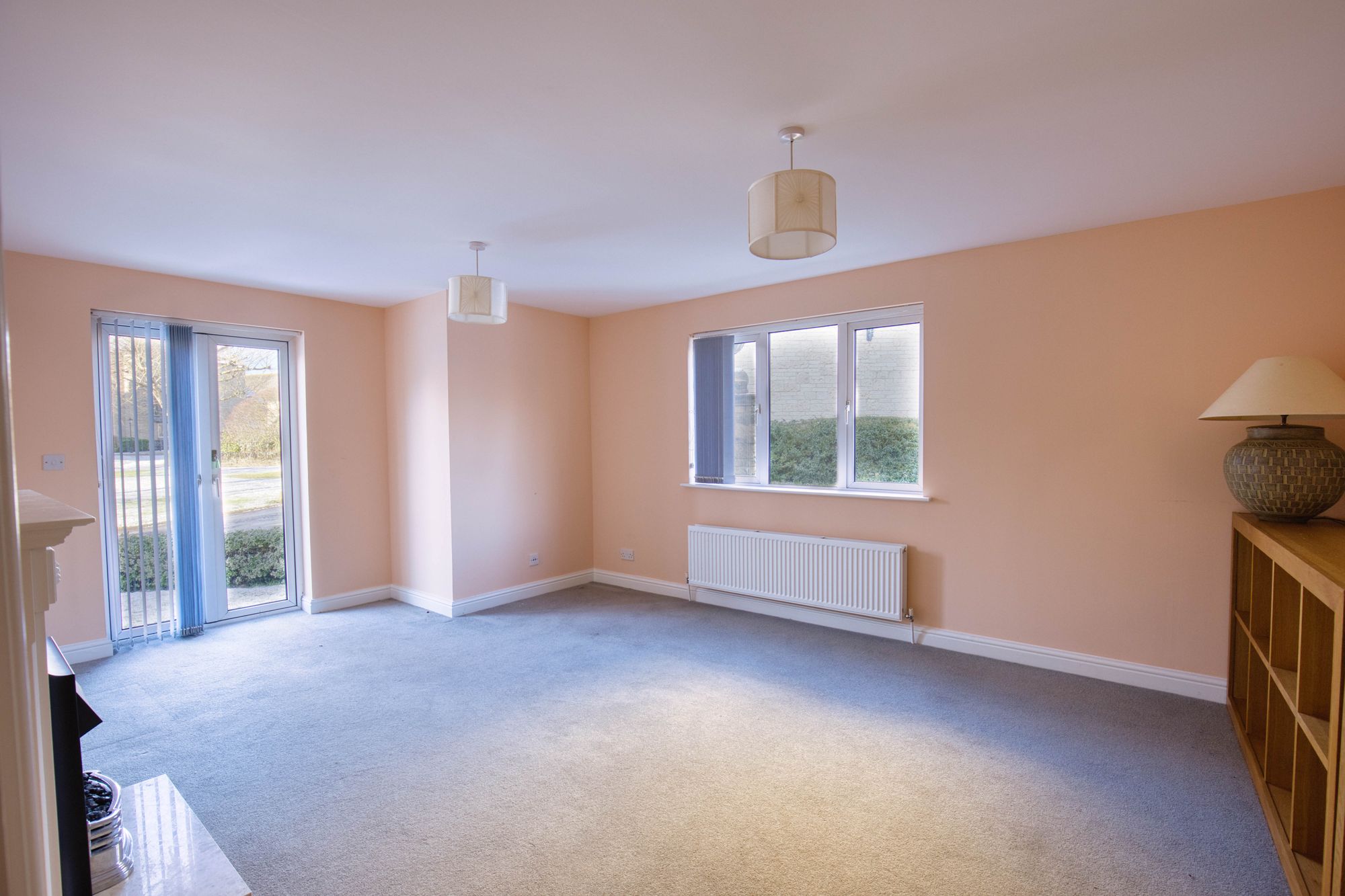 Sitting/Dining Room