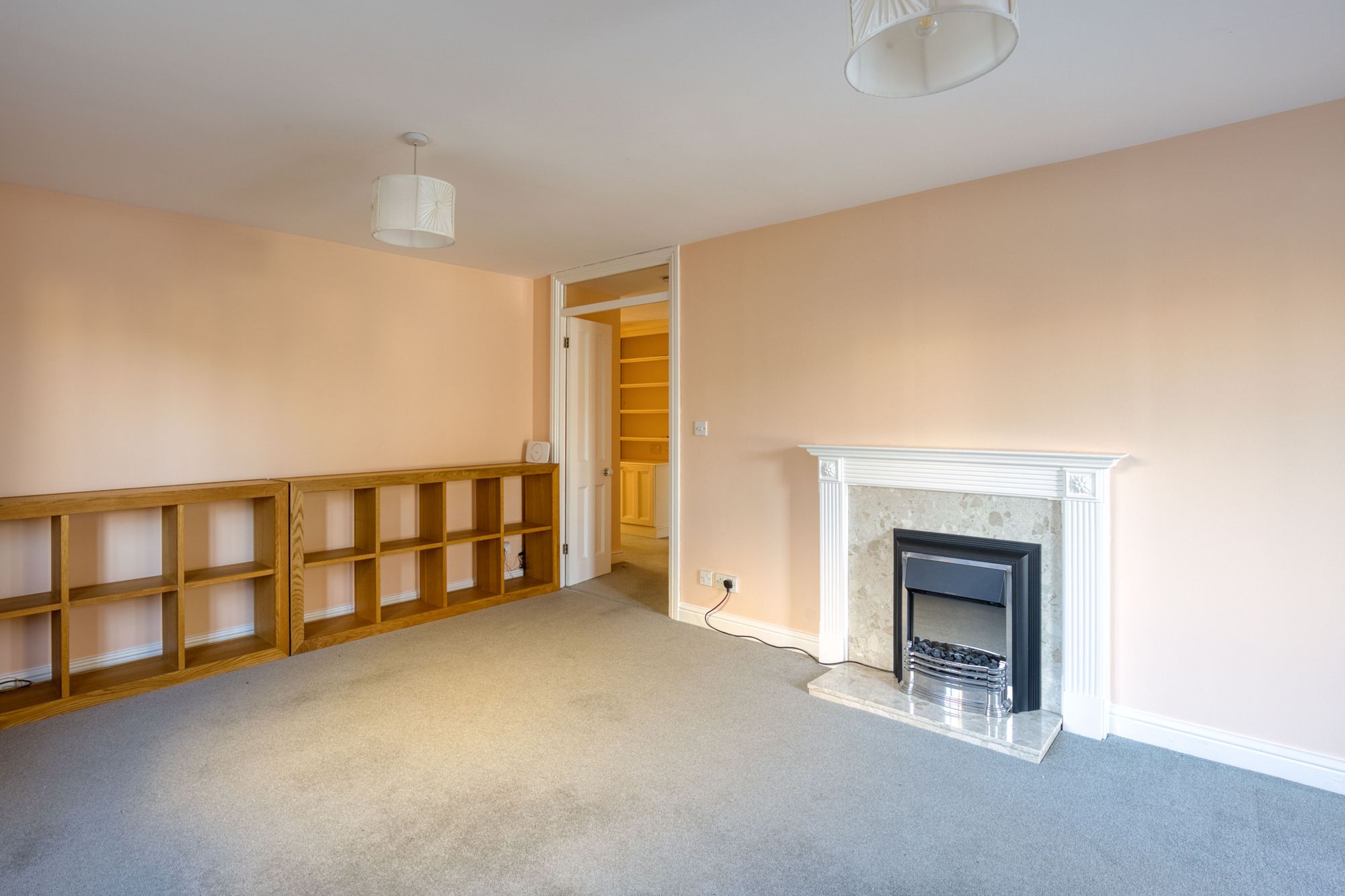 Sitting/Dining Room