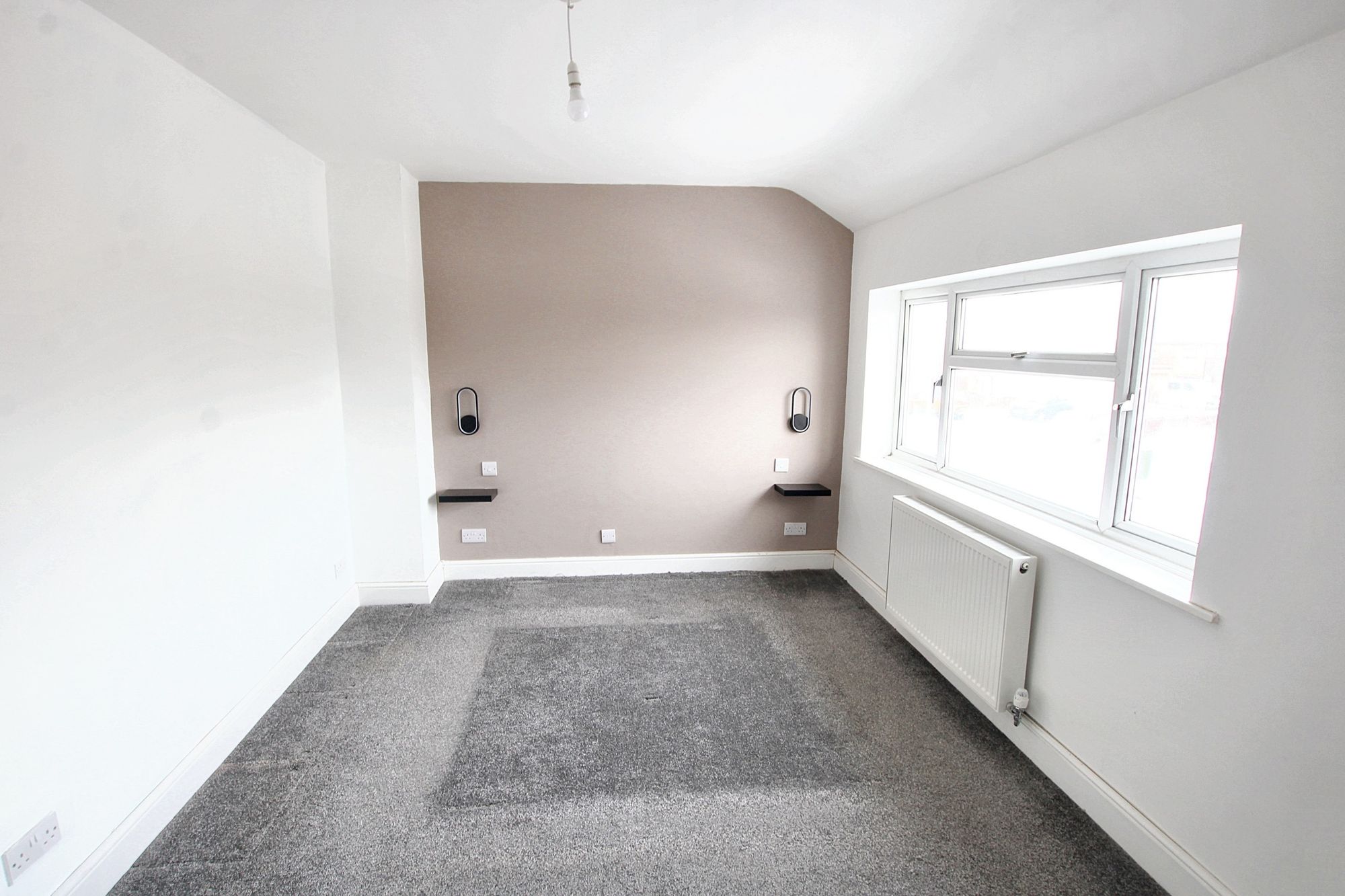 Ambleside Crescent, Warrington, WA2
