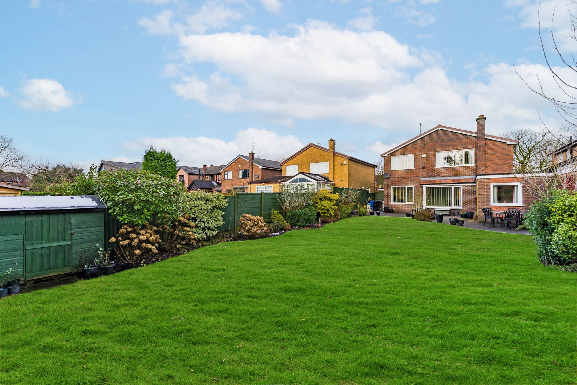 Oakwood Drive, Leigh, WN7