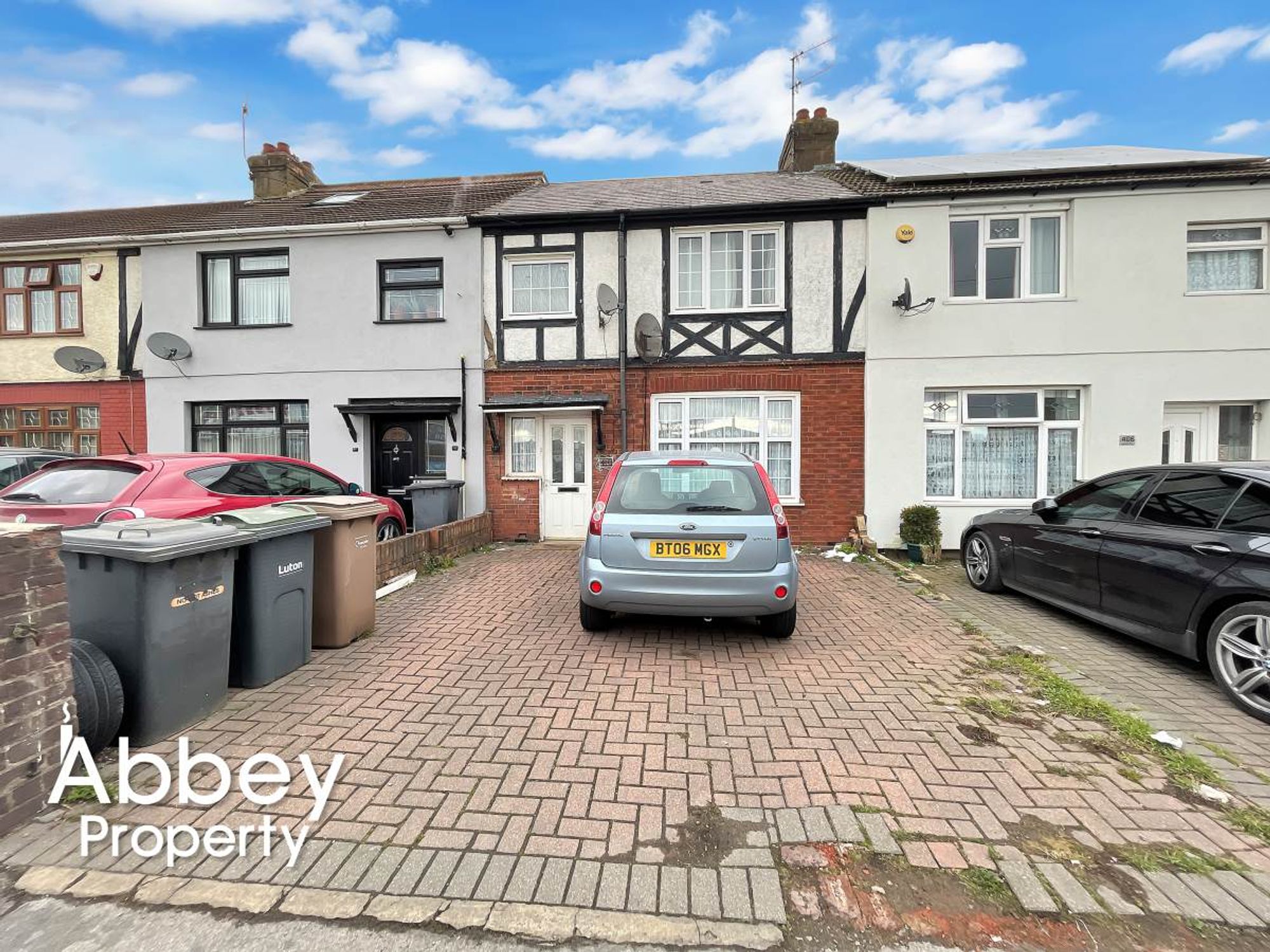 Leagrave Road, Luton, LU3