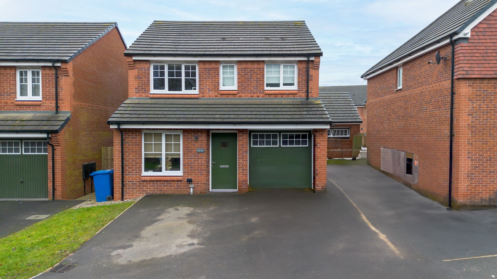 North Meadow Close, Golborne, WA3