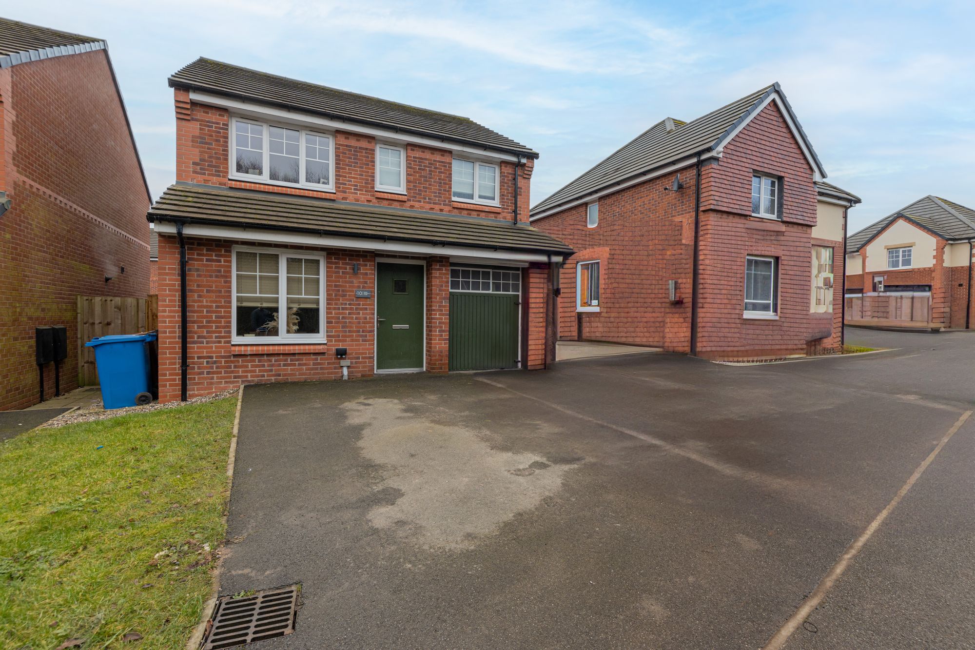 North Meadow Close, Golborne, WA3