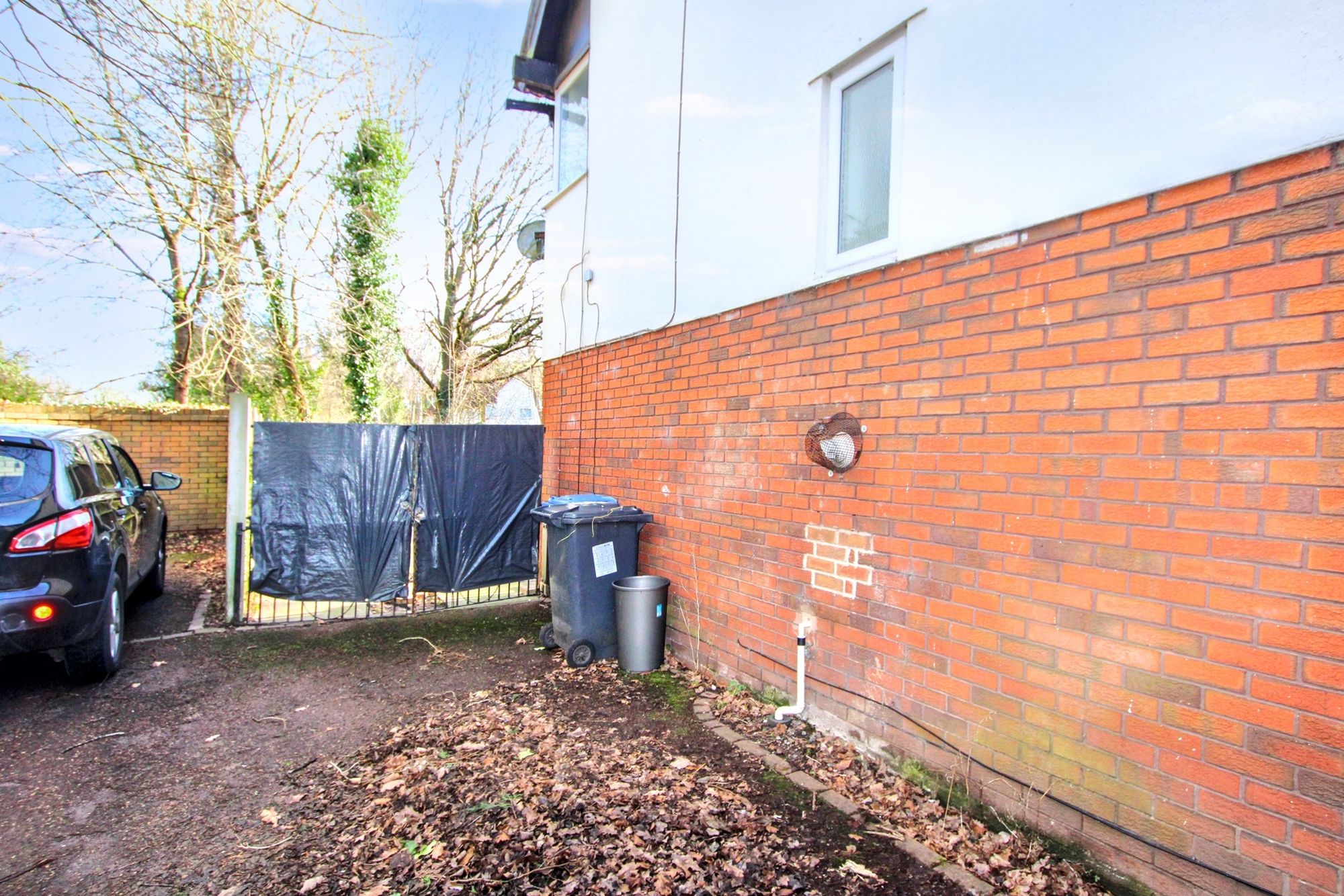 Nansen Close, Old Hall, WA5