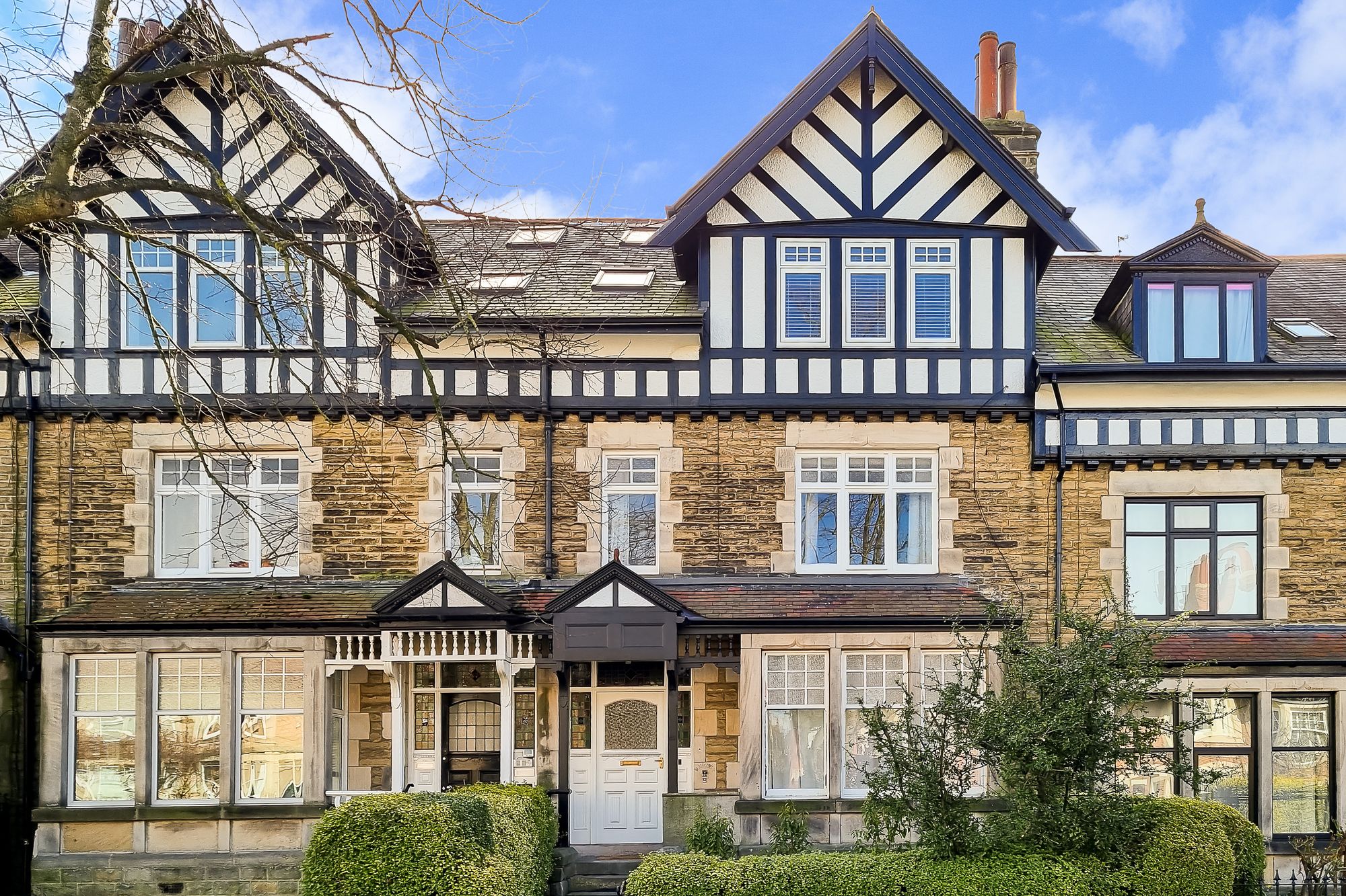 Dragon Parade, Harrogate, HG1