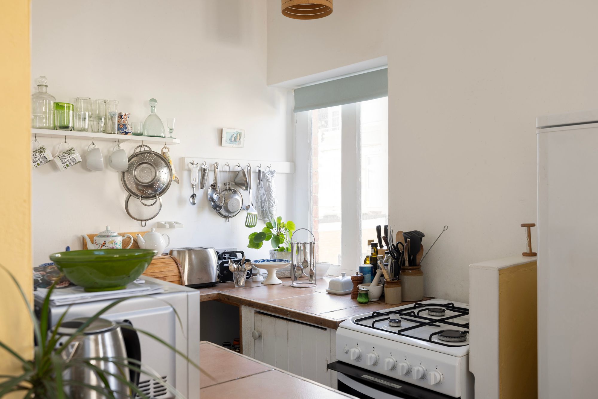 Kitchen Gibraltar Walk Shoreditch E2 15