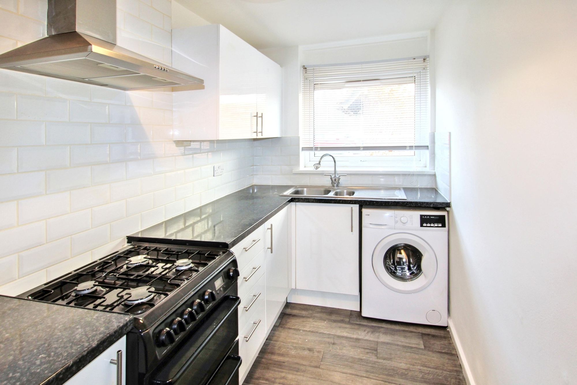 Nansen Close, Old Hall, WA5