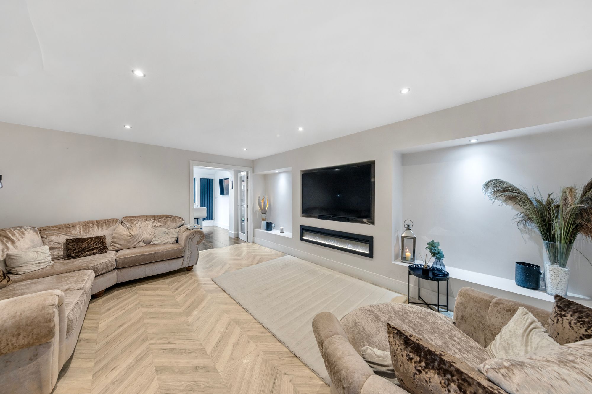 Southwold Crescent, Warrington