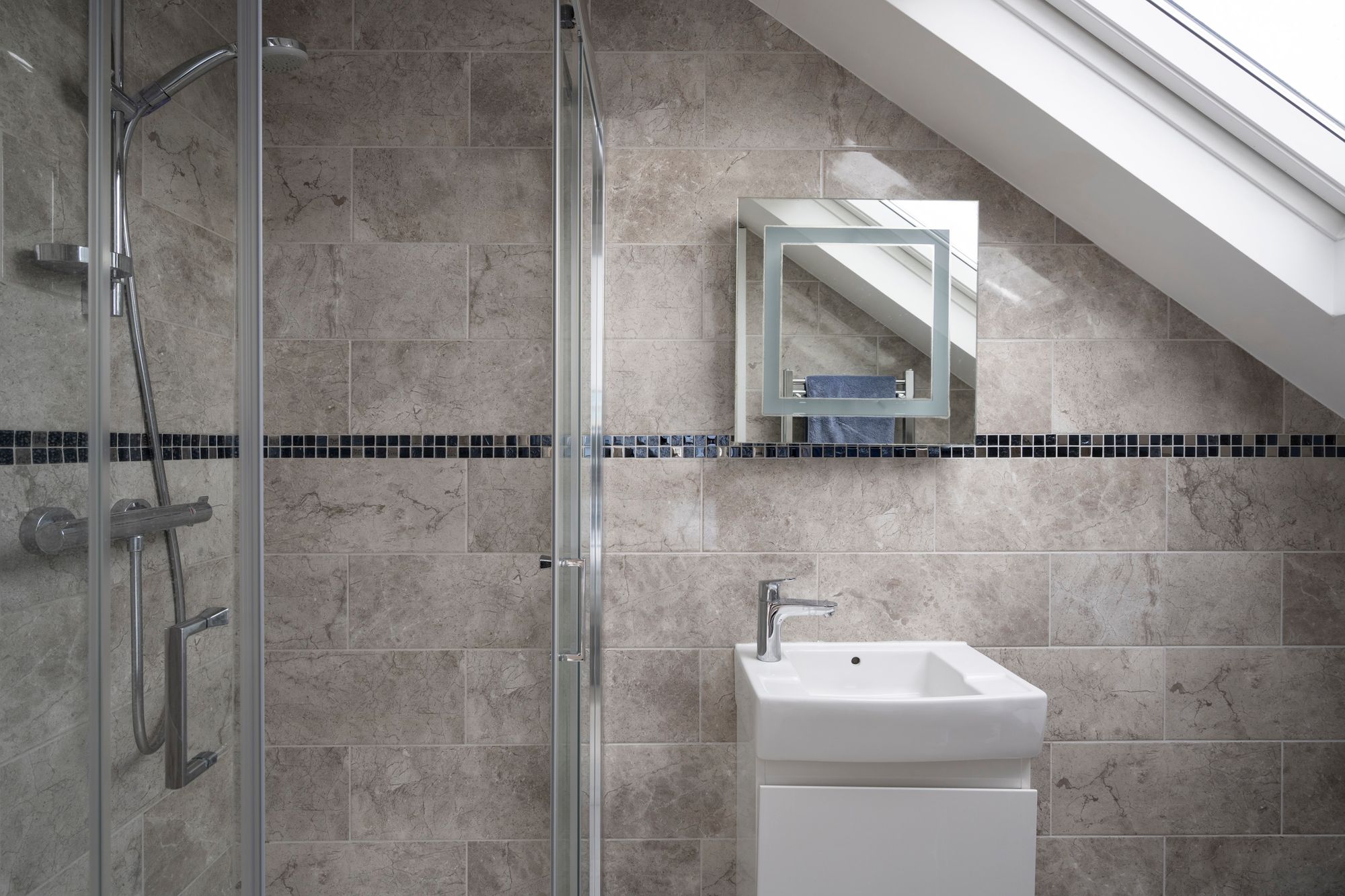 SOH 20 Greyhound Road Bathroom 3