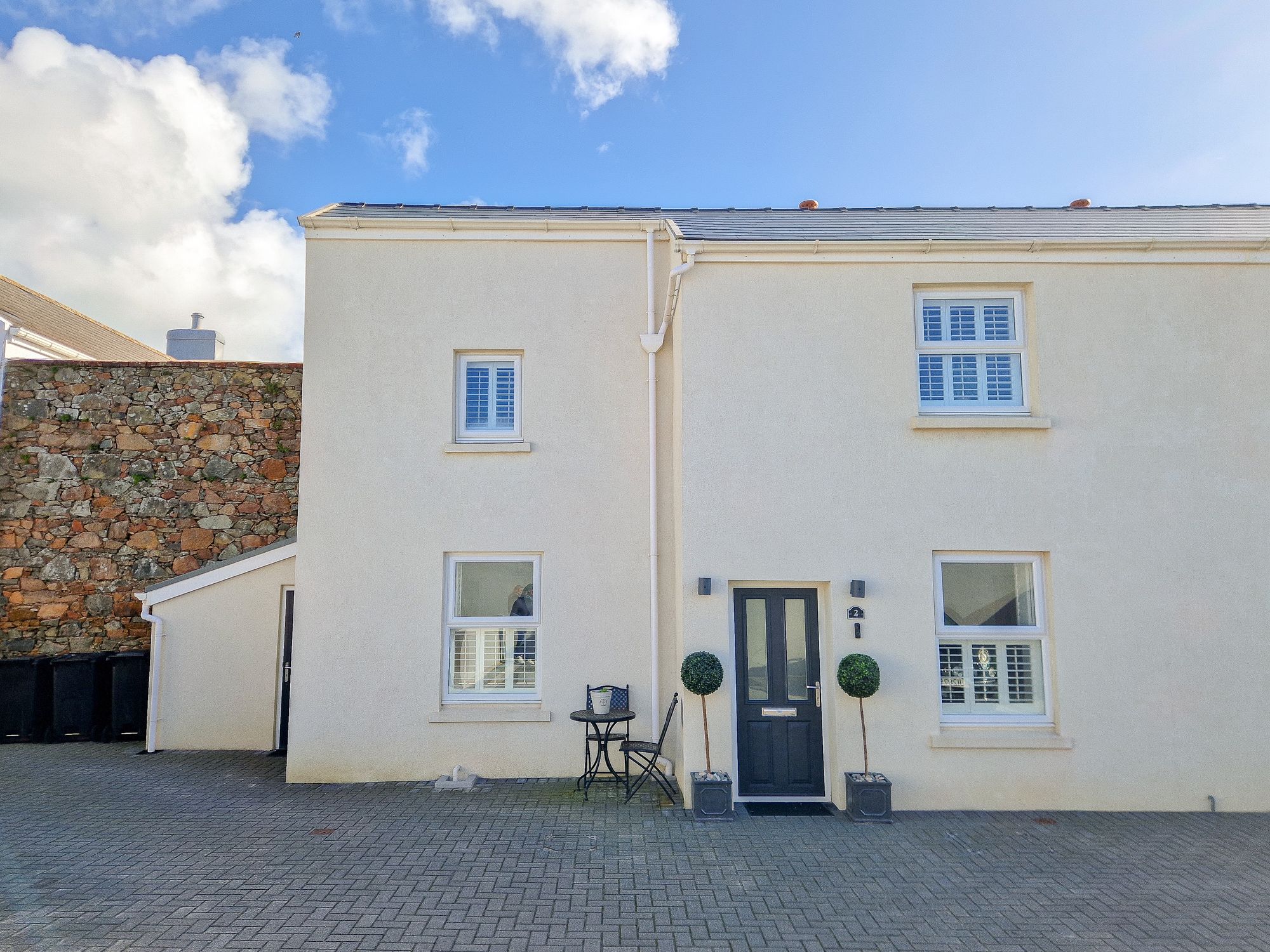 2 bed Property For Sale in St. Clement, Jersey
