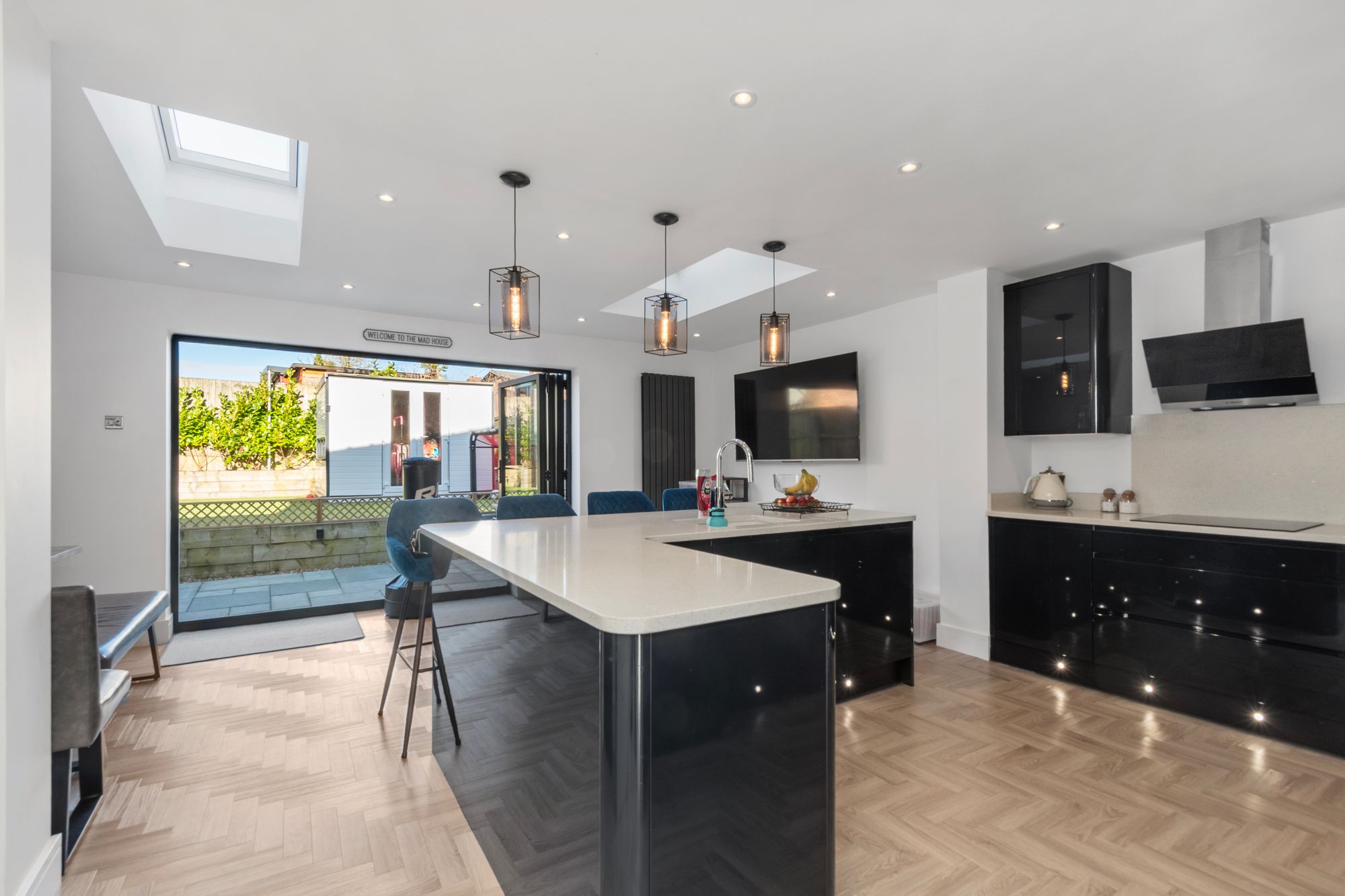 St. Georges Avenue, Windle, WA10