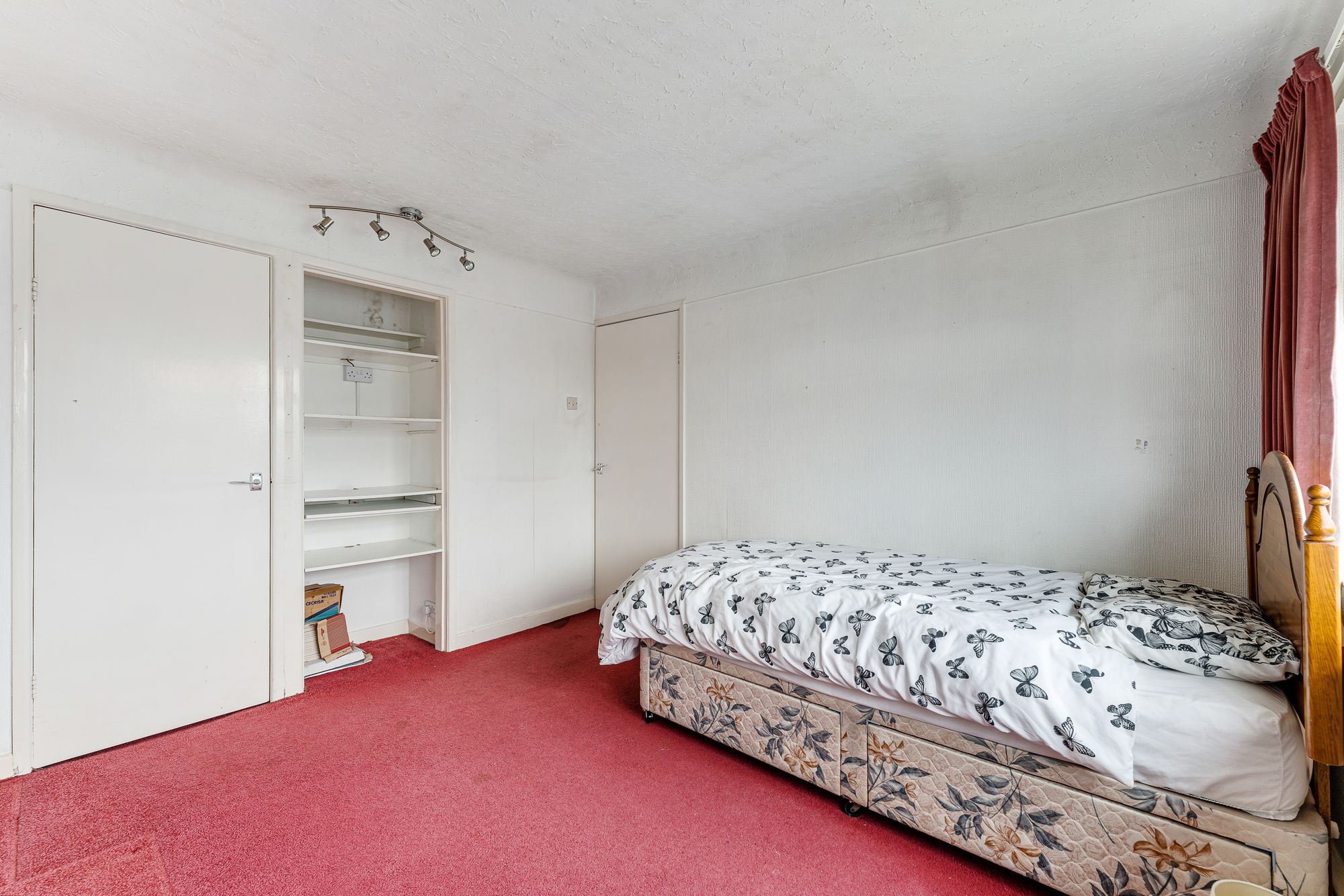 Lambourn Avenue, Widnes, WA8