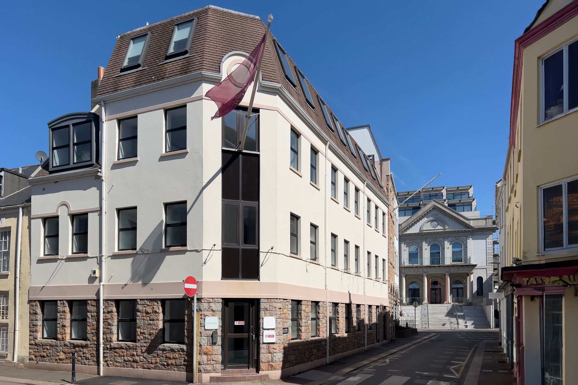 1 bed Apartment For Rent in St. Helier, Jersey