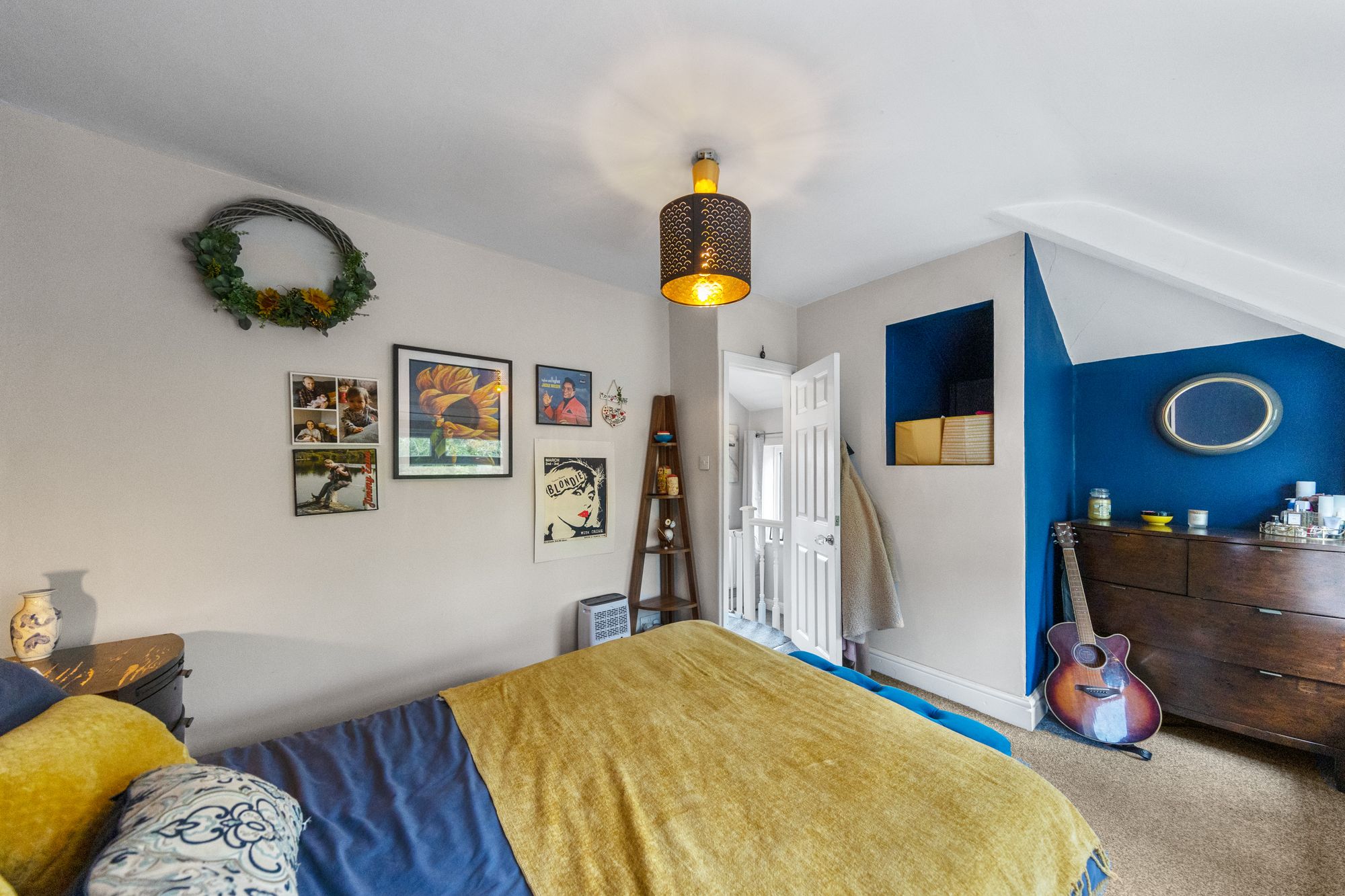 Longbarn Lane, Woolston, WA1